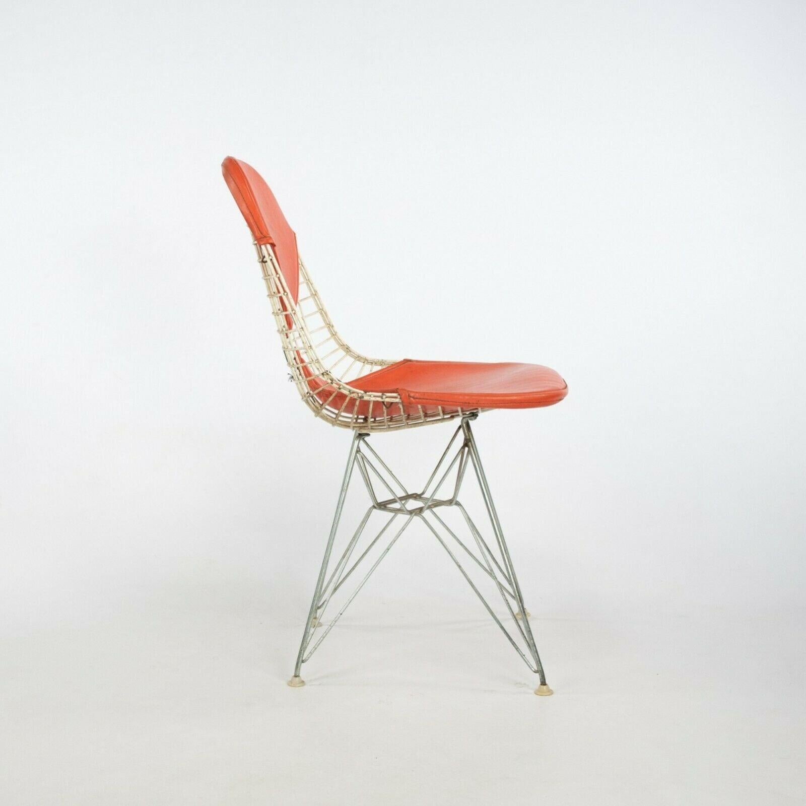 1957 Herman Miller Eames DKR-2 Dining / Side Chairs Set of Five with Orange Pads For Sale 1