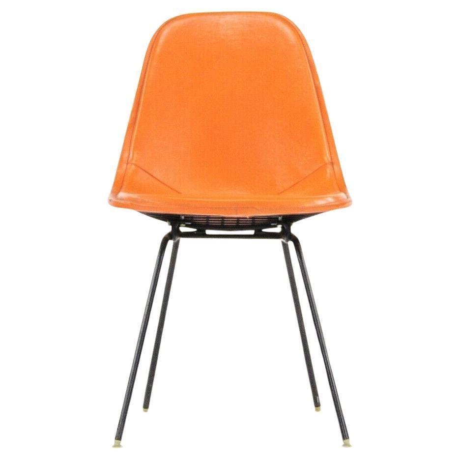 1957 Herman Miller Eames DKX Draht-Esszimmerstuhl mit orangefarbenem Naugahyde-Polster