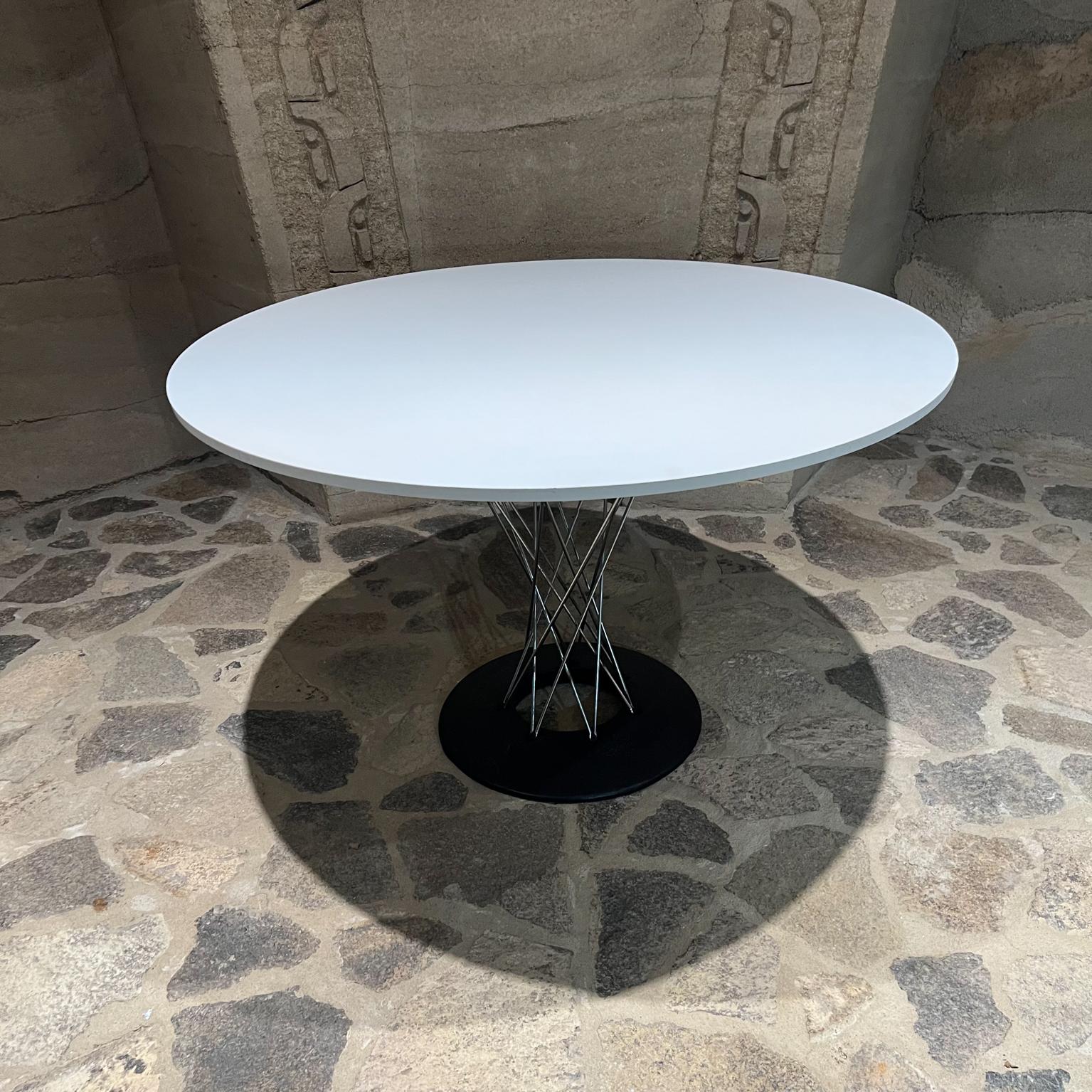 Mid-Century Modern 1957 Original Mod Cyclone Dining Table Isamu Noguchi for Knoll + New Top For Sale