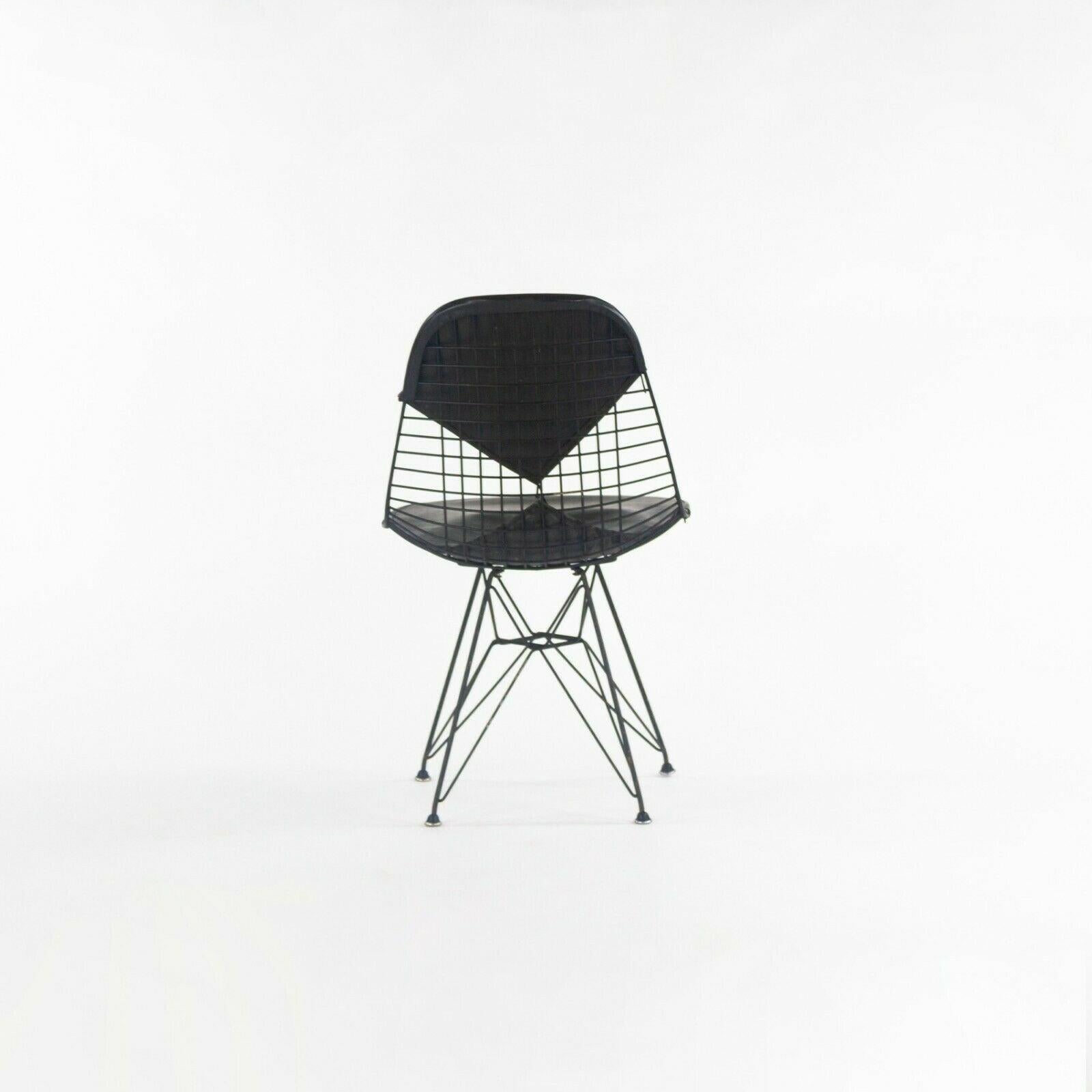 Mid-20th Century 1957 Set of 6 Herman Miller Eames DKR-2 Wire Dining Chairs w/ Base & Bikini Pads For Sale