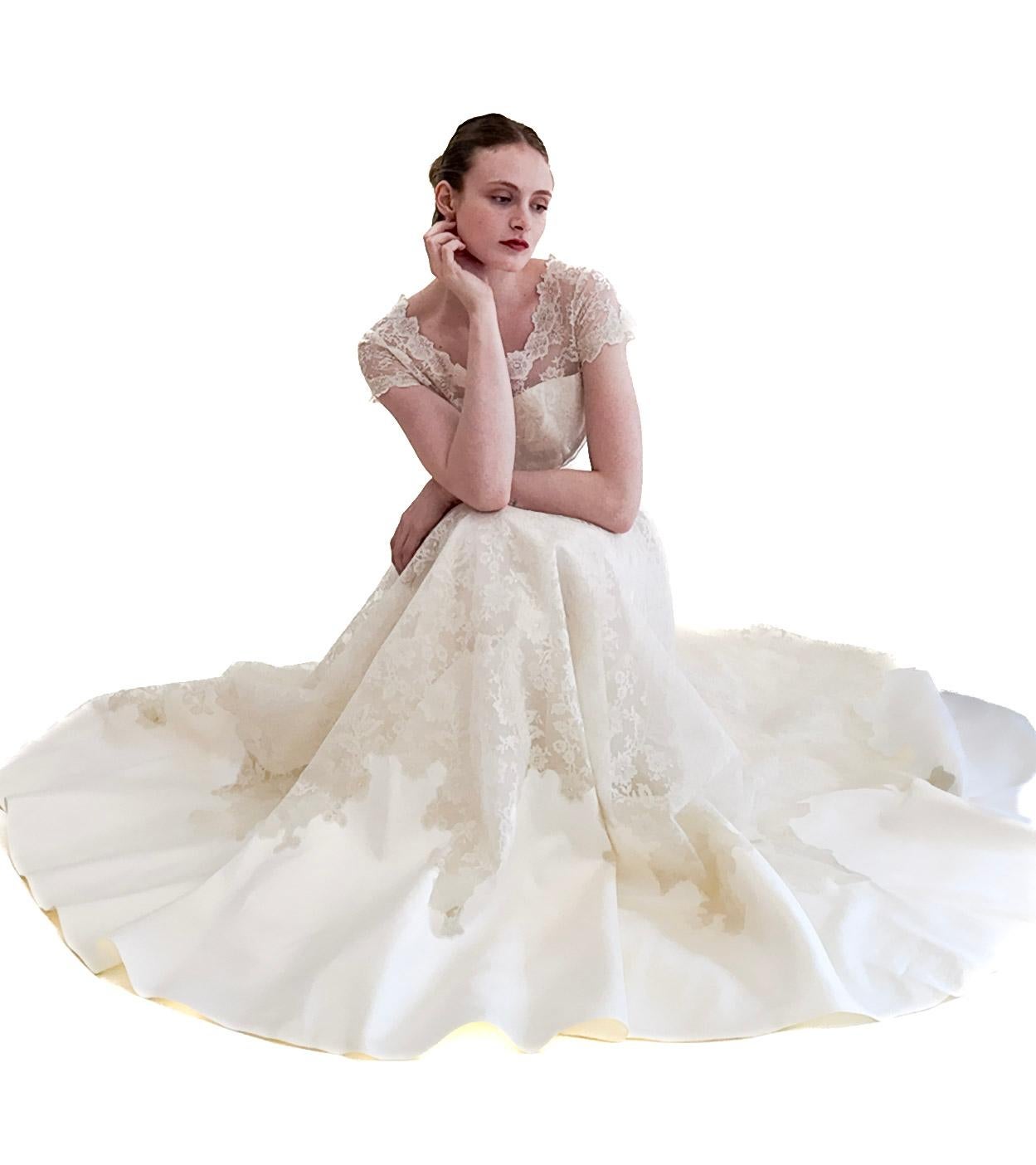 1957 Vintage White Silk & Lace Wedding Dress For Sale 5