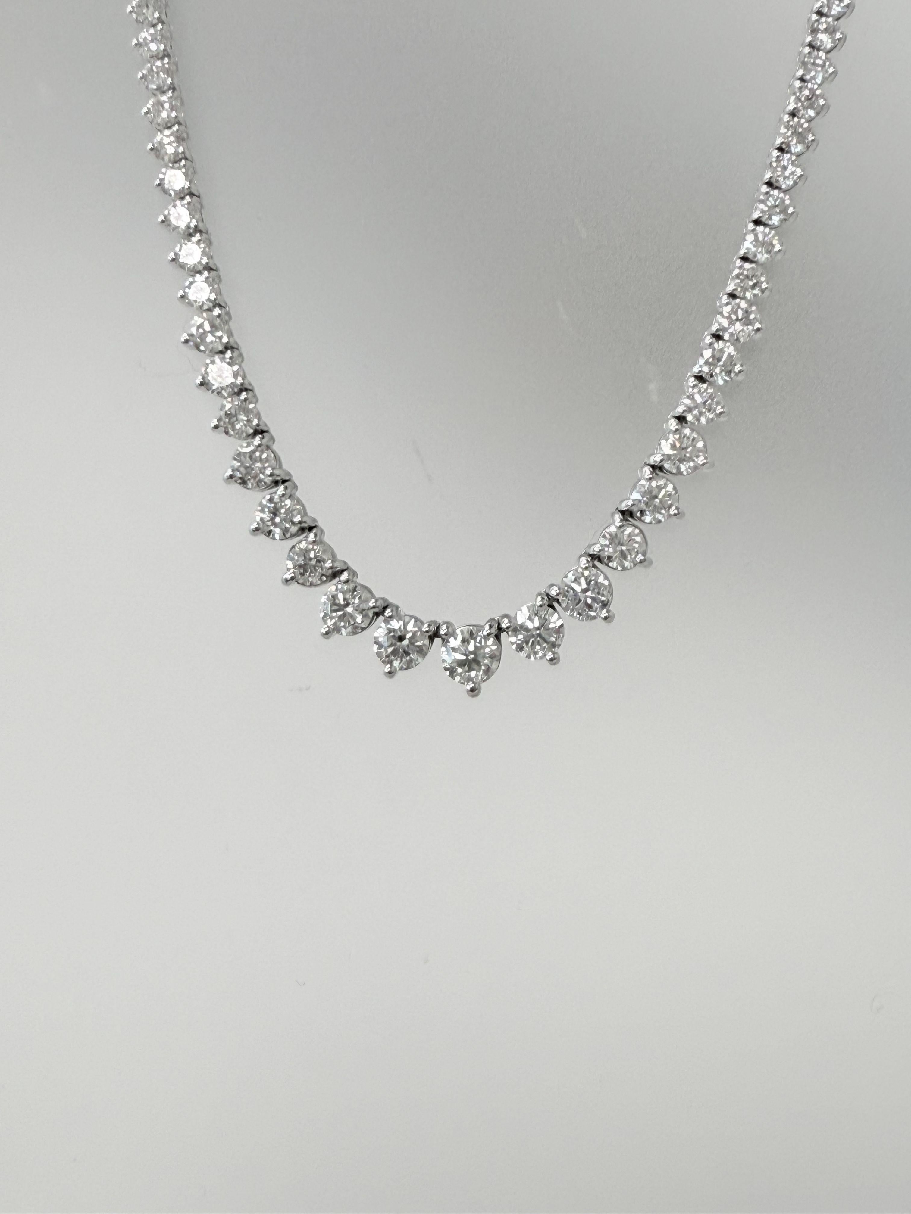 Collana Tennis graduata con diamanti naturali da 19,57 carati in oro bianco 14K in vendita 9