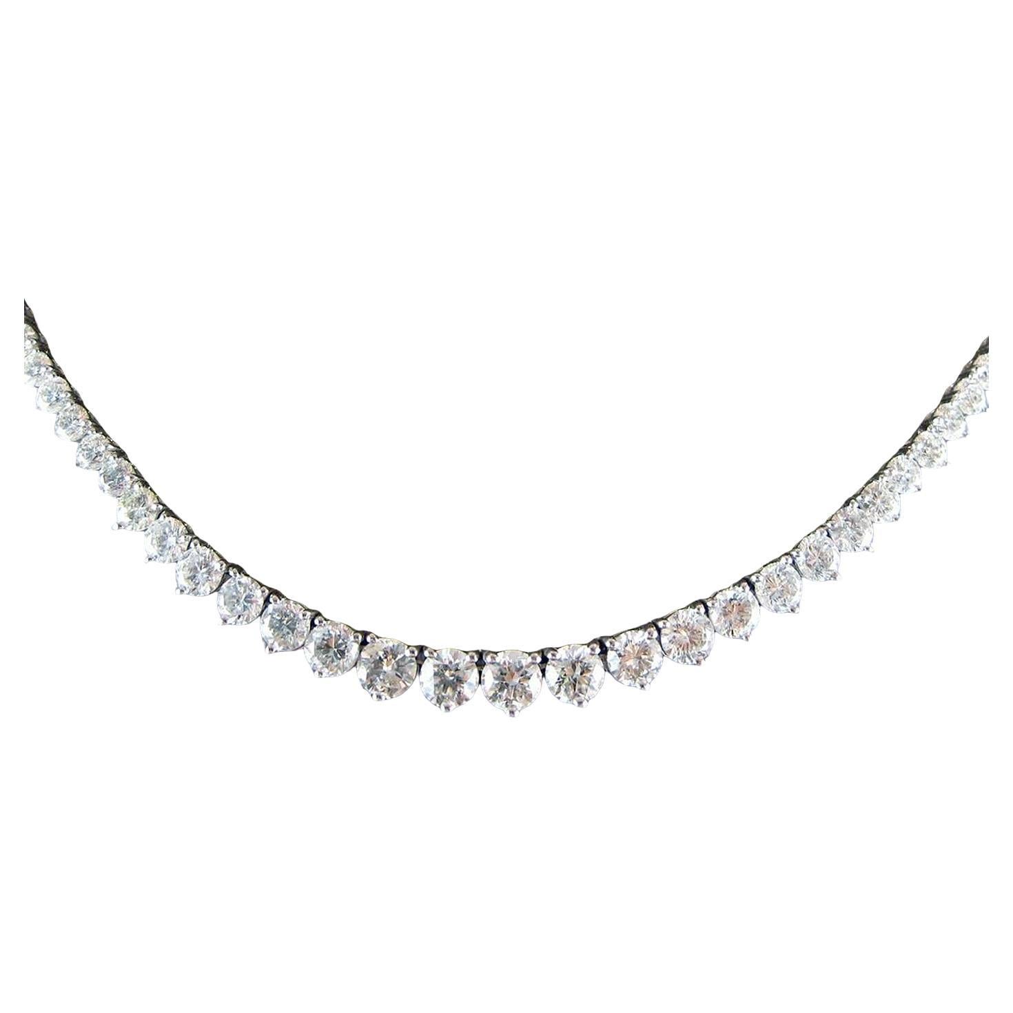 Collana Tennis graduata con diamanti naturali da 19,57 carati in oro bianco 14K in vendita