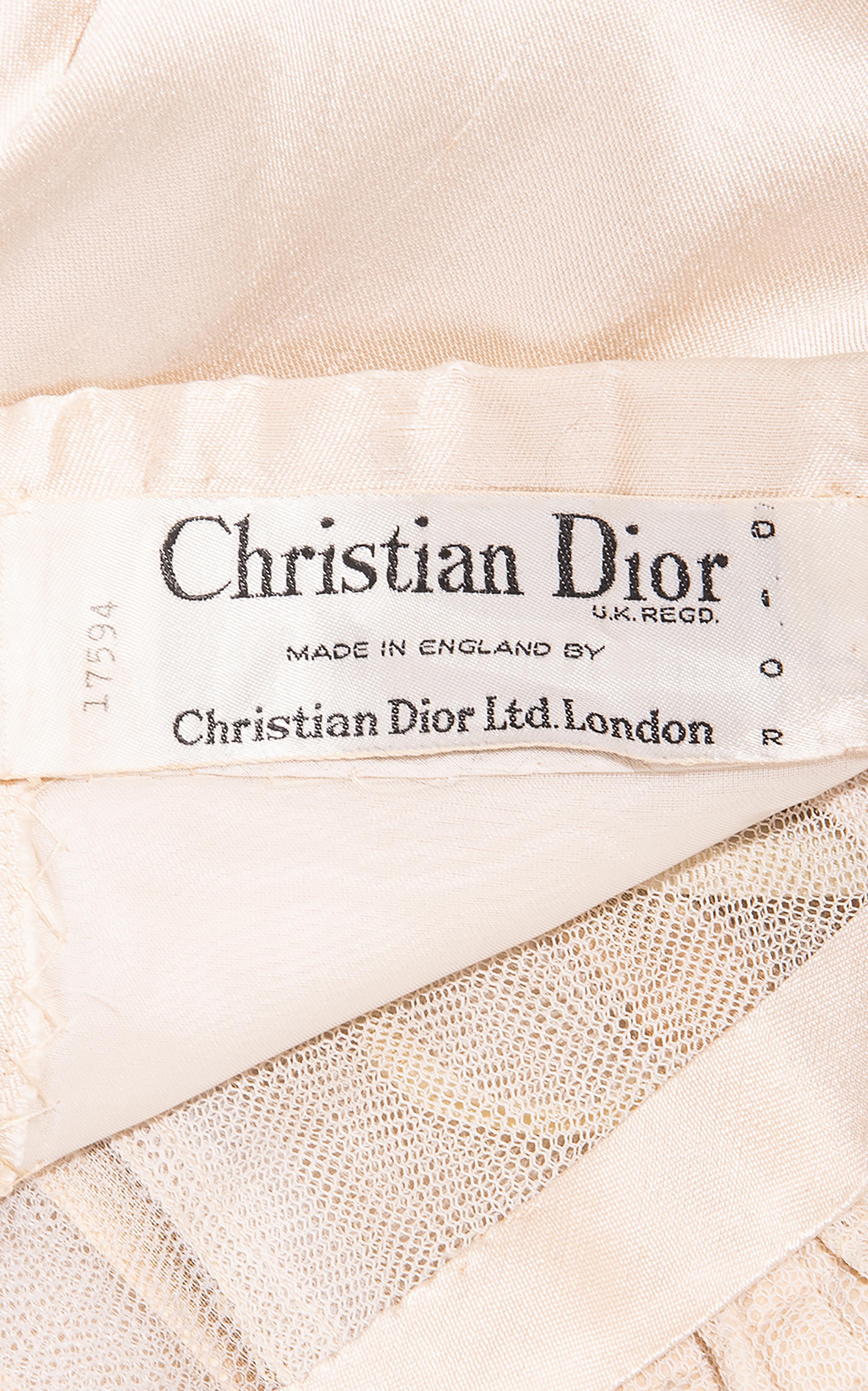 Robe sans bretelles Christian Dior London crème de Marc Bohan, 1958 7
