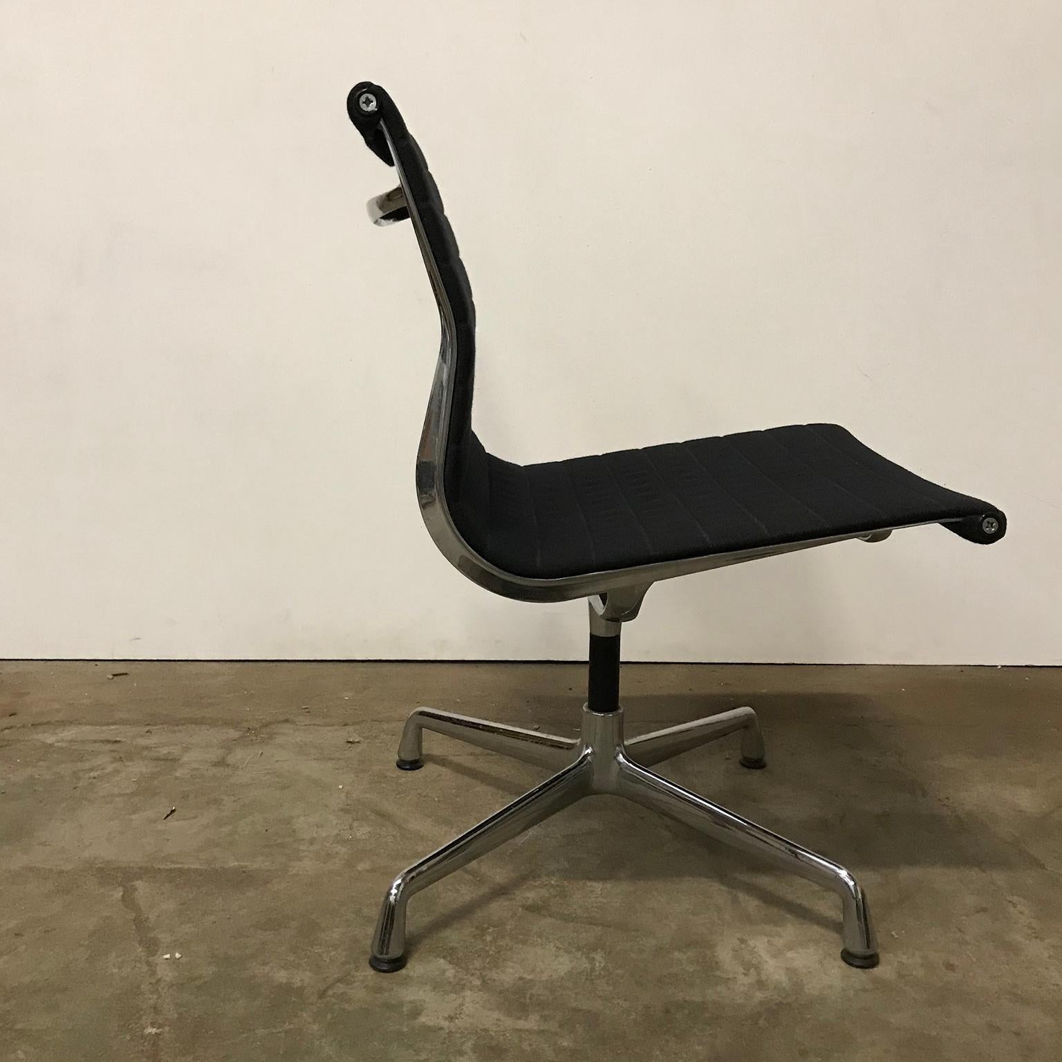 static swivel chair