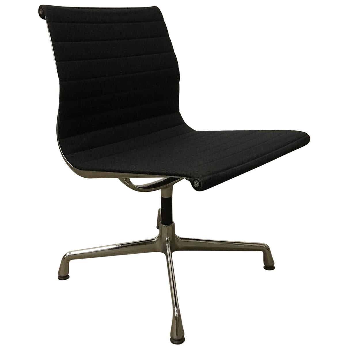 Chaise statique non pivotante en aluminium Eames, EA 107 pour Herman Miller, 1958