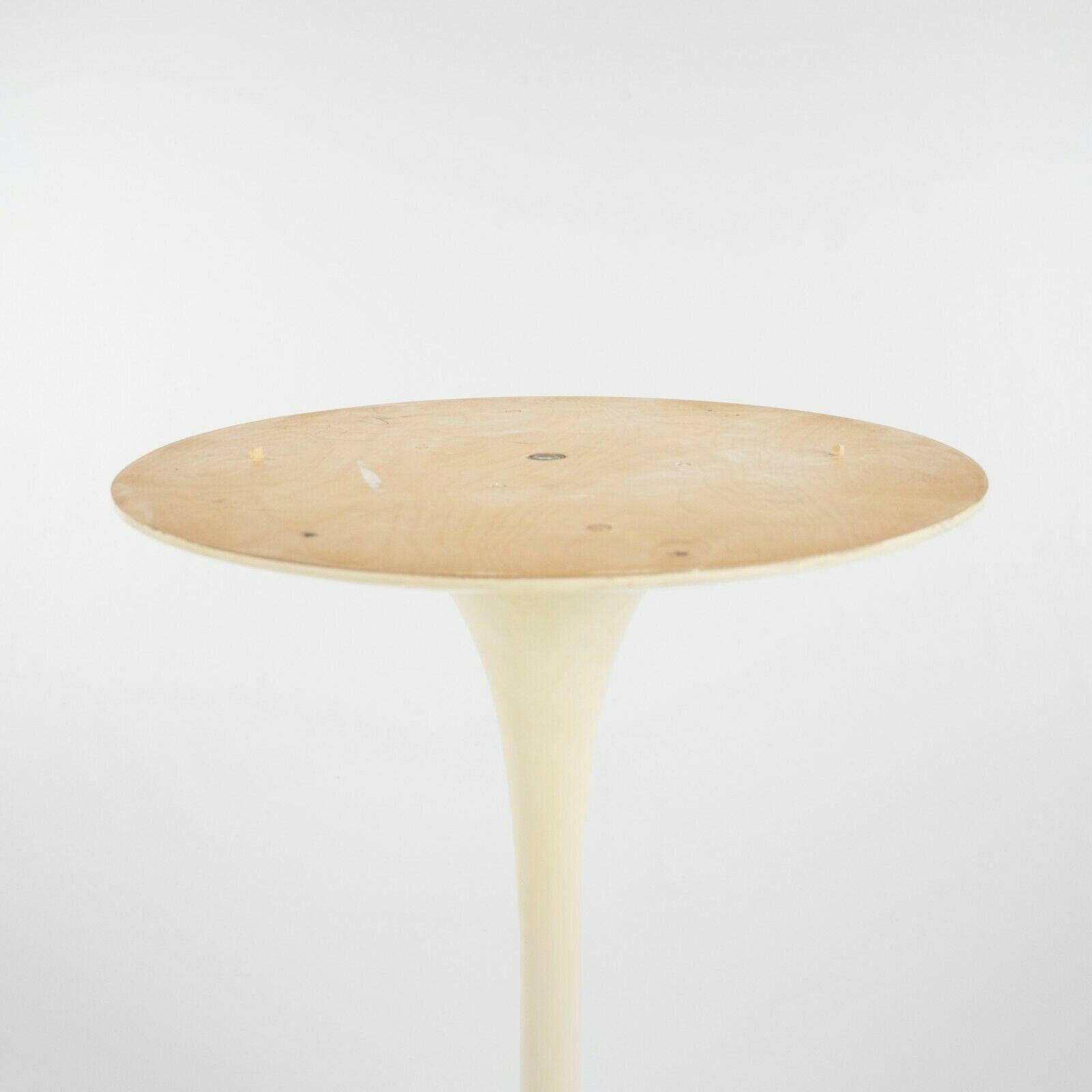 1958 Eero Saarinen for Knoll Associates Early 36 in Marble Tulip Dining Table For Sale 2
