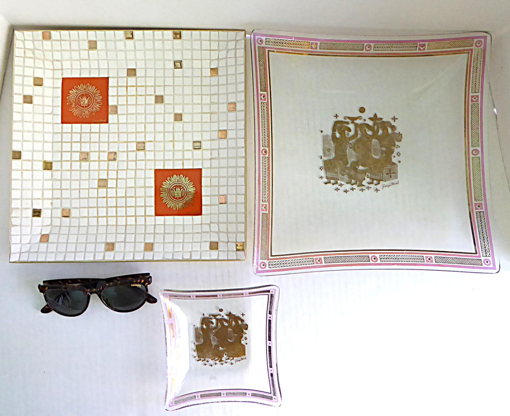 1958 Georges Briard Bent Glass Olympia Serving Dishes  w. Gold & Pink Decor For Sale 6