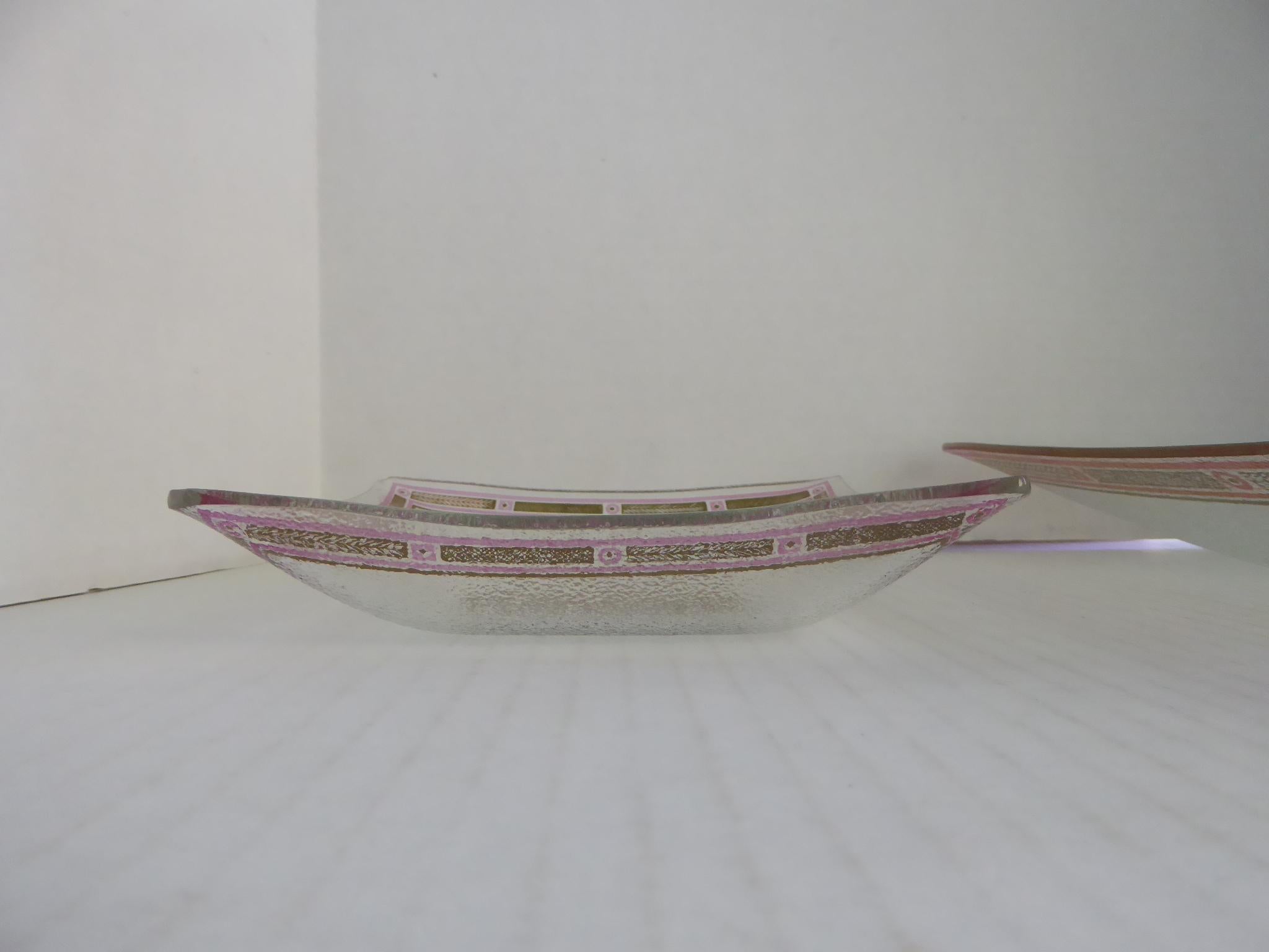 1958 Georges Briard Bent Glass Olympia Serving Dishes  w. Gold & Pink Decor For Sale 3