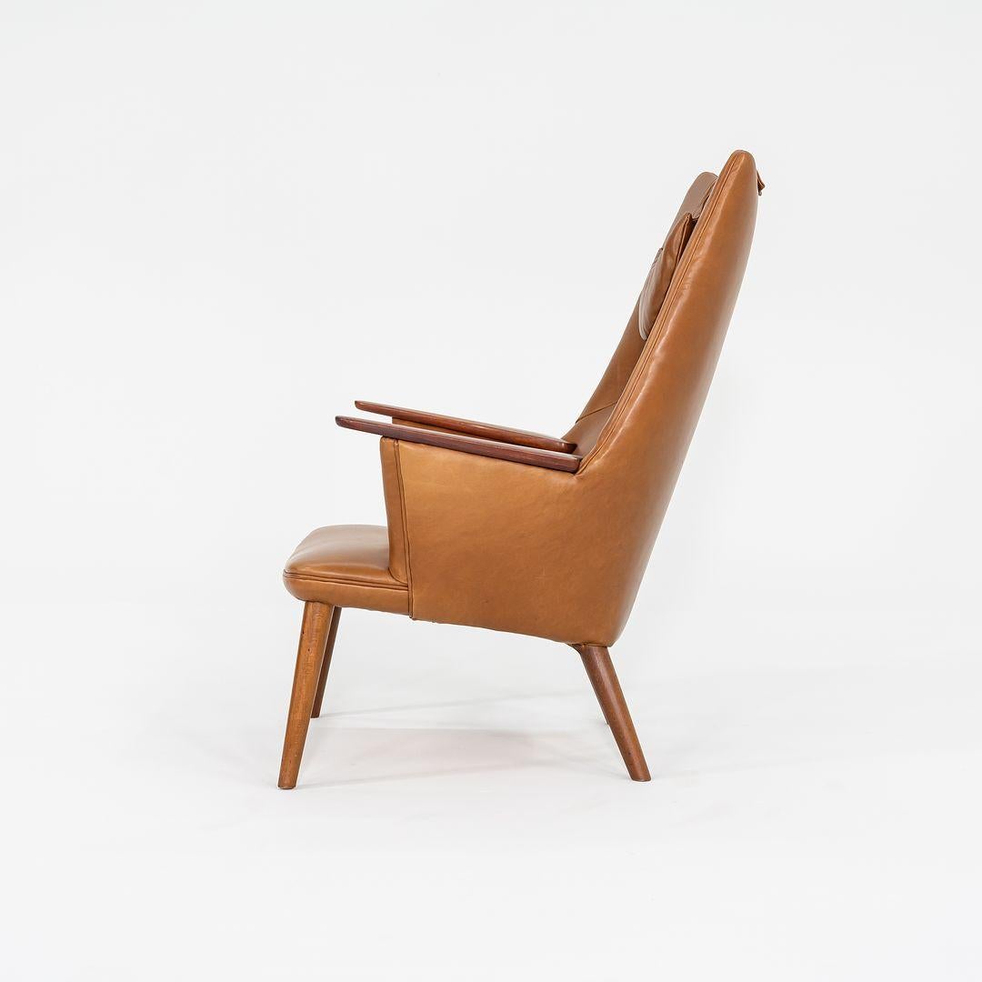 1958 Hans Wegner Loungesessel und Ottomane für A.P. Gestohlen in neuem Sattelleder im Zustand „Hervorragend“ im Angebot in Philadelphia, PA