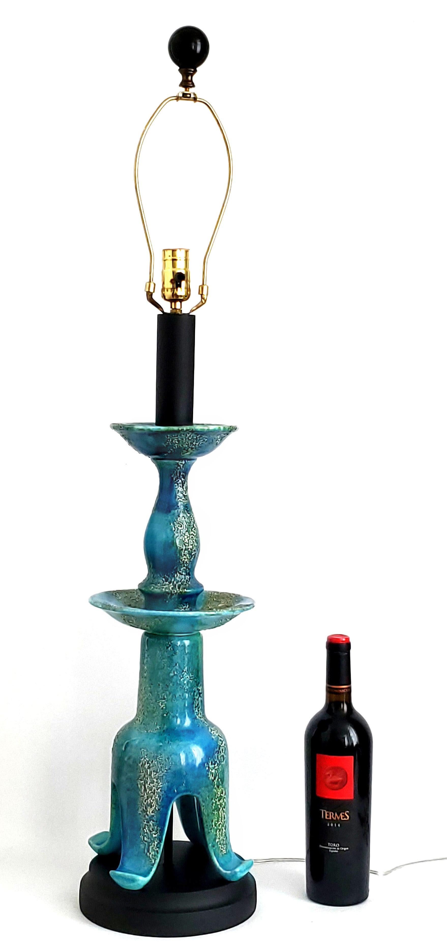 Vernissé Lampe de bureau Helmut Bruchman à glaçure étrusque bleu turquoise, 1958 par Haeger en vente