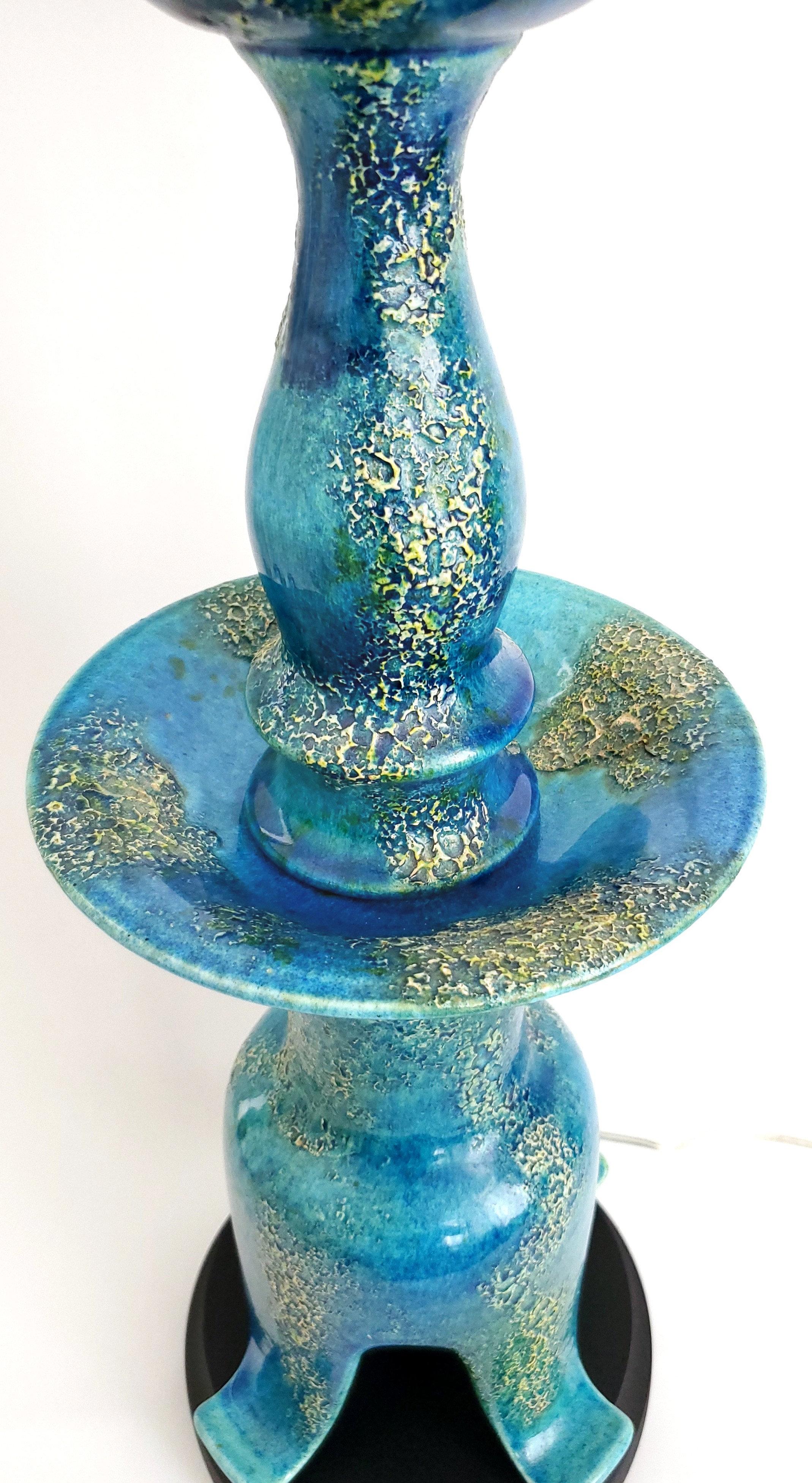 20ième siècle Lampe de bureau Helmut Bruchman à glaçure étrusque bleu turquoise, 1958 par Haeger en vente