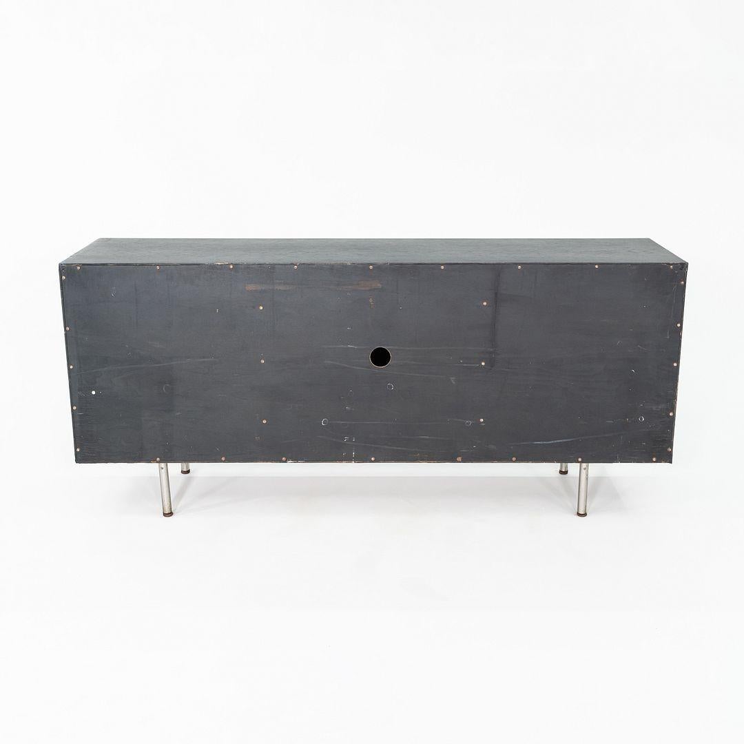 Crédence / armoire Jens Risom en chêne ébénisé de Seagram Building, 1958 en vente 3