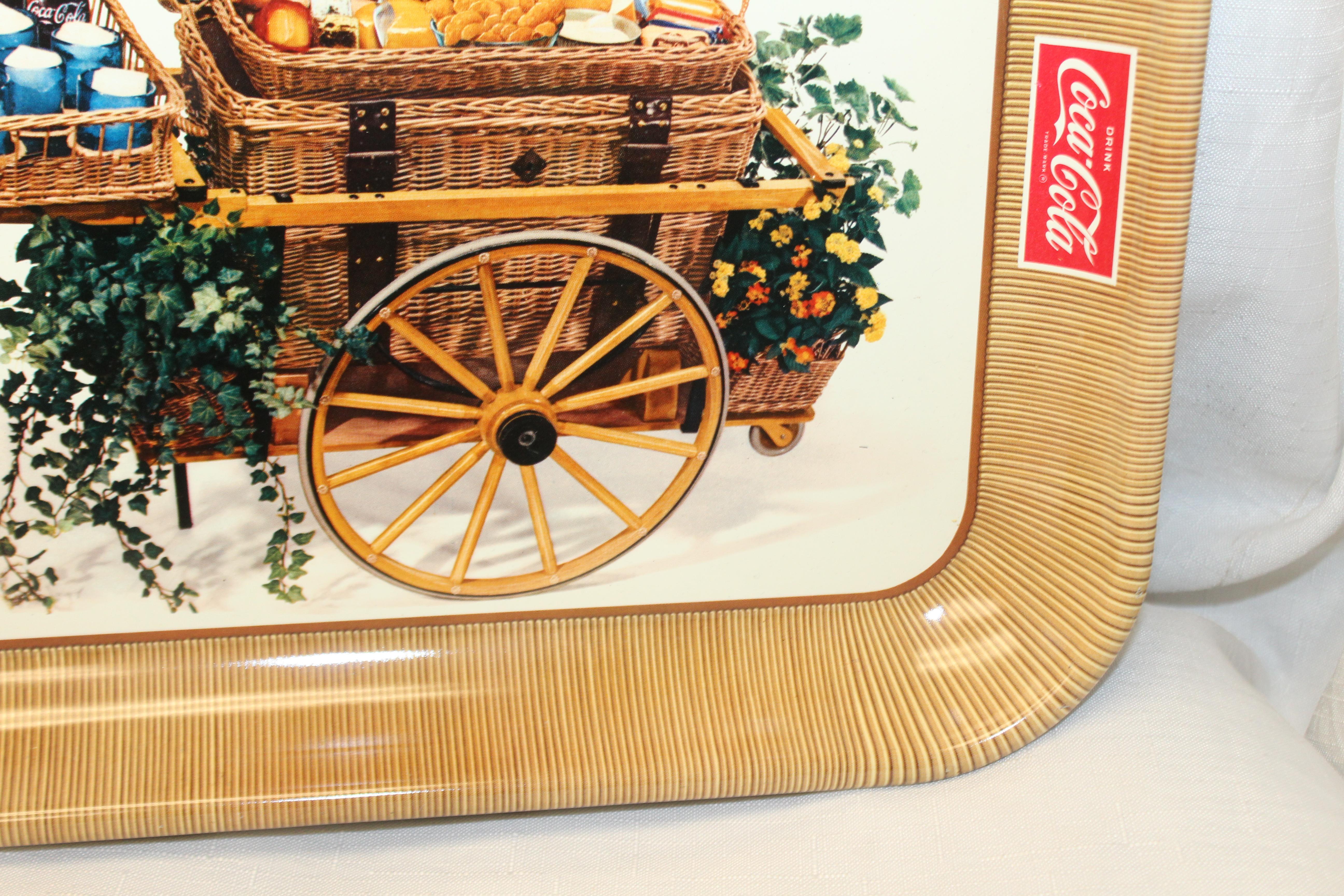 Original Werbetablett von Coca-Cola „Picnic Cart“ aus dem Jahr 1958 (Metall) im Angebot