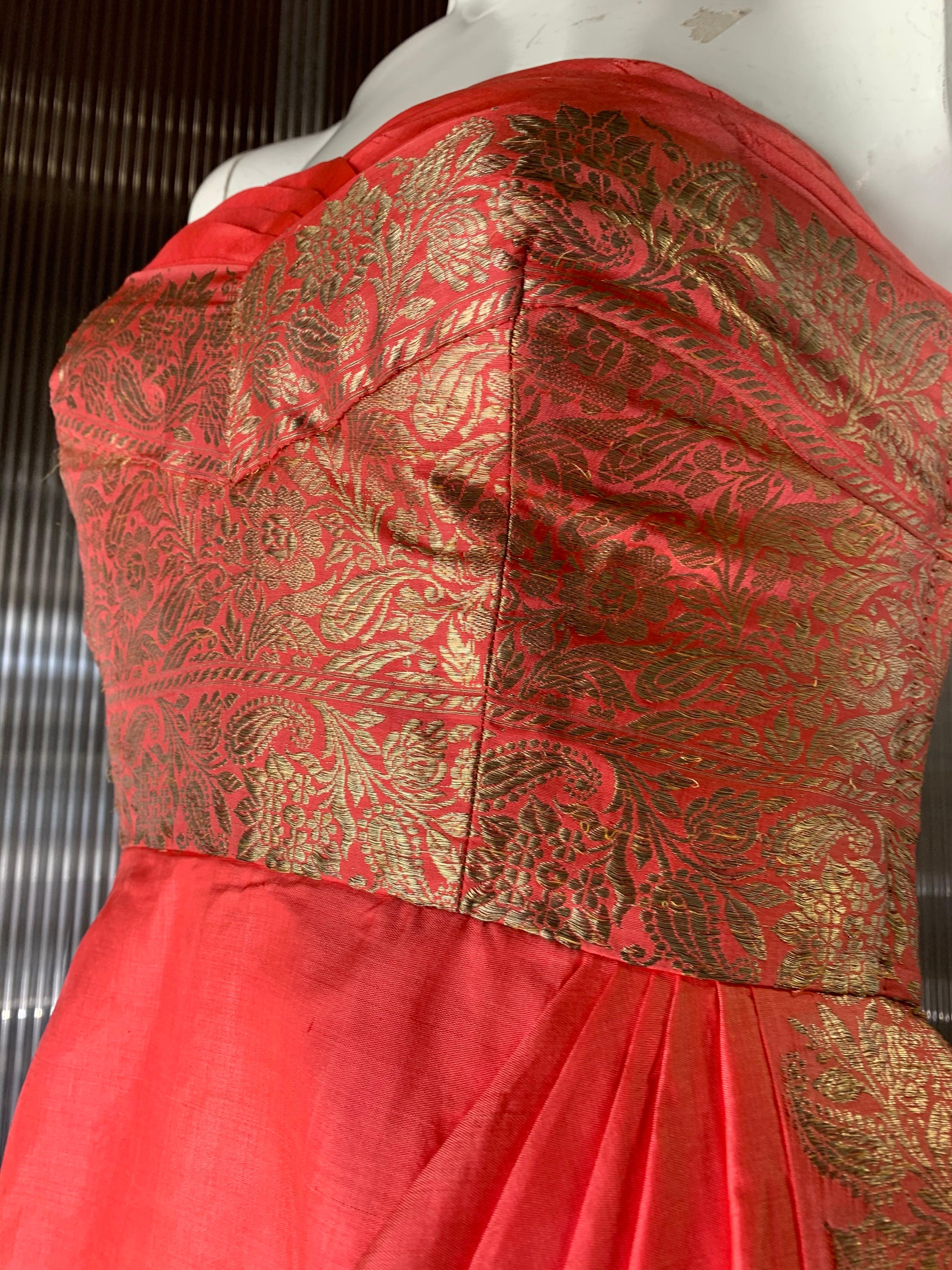 Red 1958 Pauline Lake Coral Silk & Gold Lame Imported Fabric Strapless Sarong  For Sale