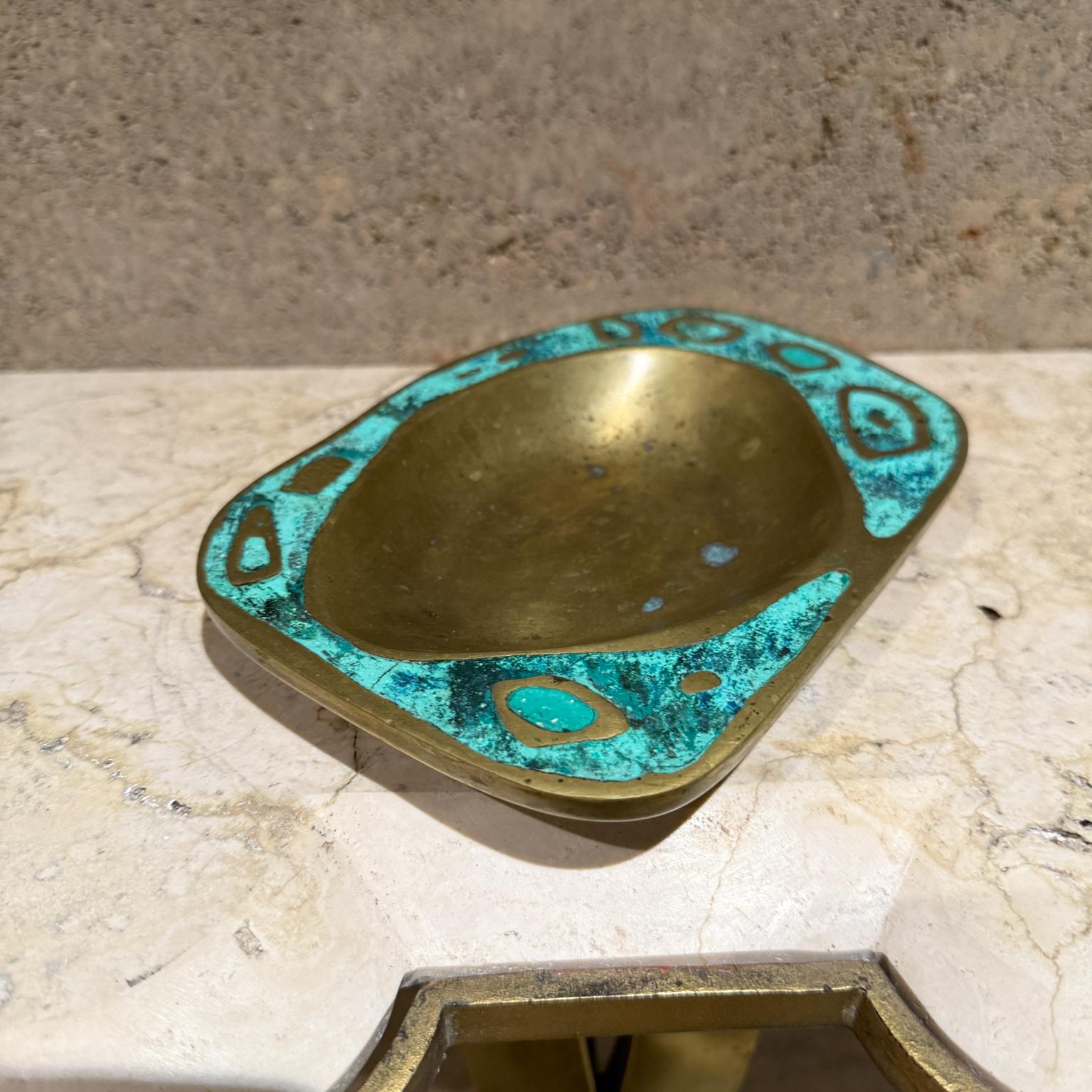 Mid-20th Century 1958 Pepe Mendoza Ashtray Malachite and Brass Mexican Modernism For Sale