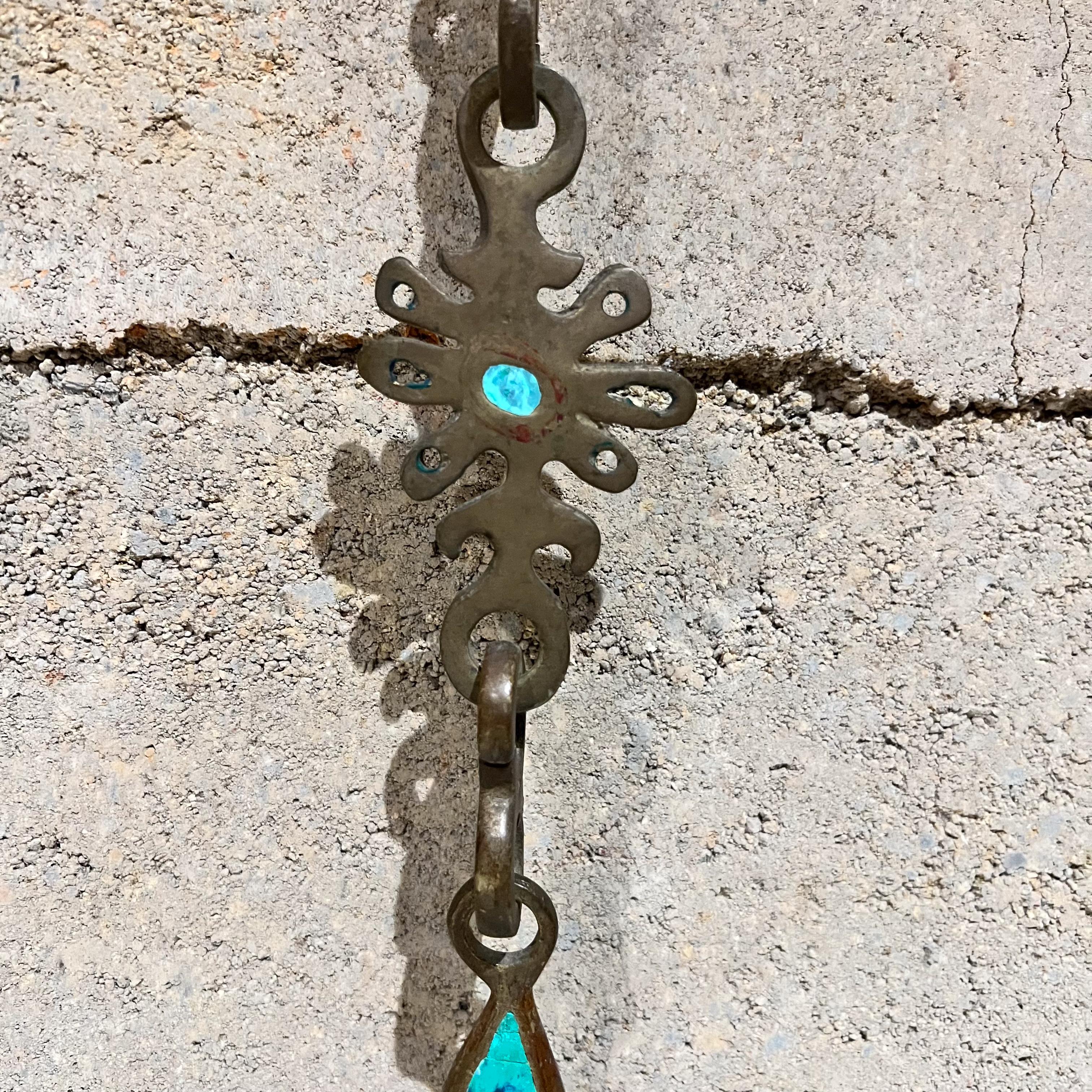 Metà XX secolo 1958 Pepe Mendoza Catena per lampada a sospensione in ottone malachite Messico in vendita