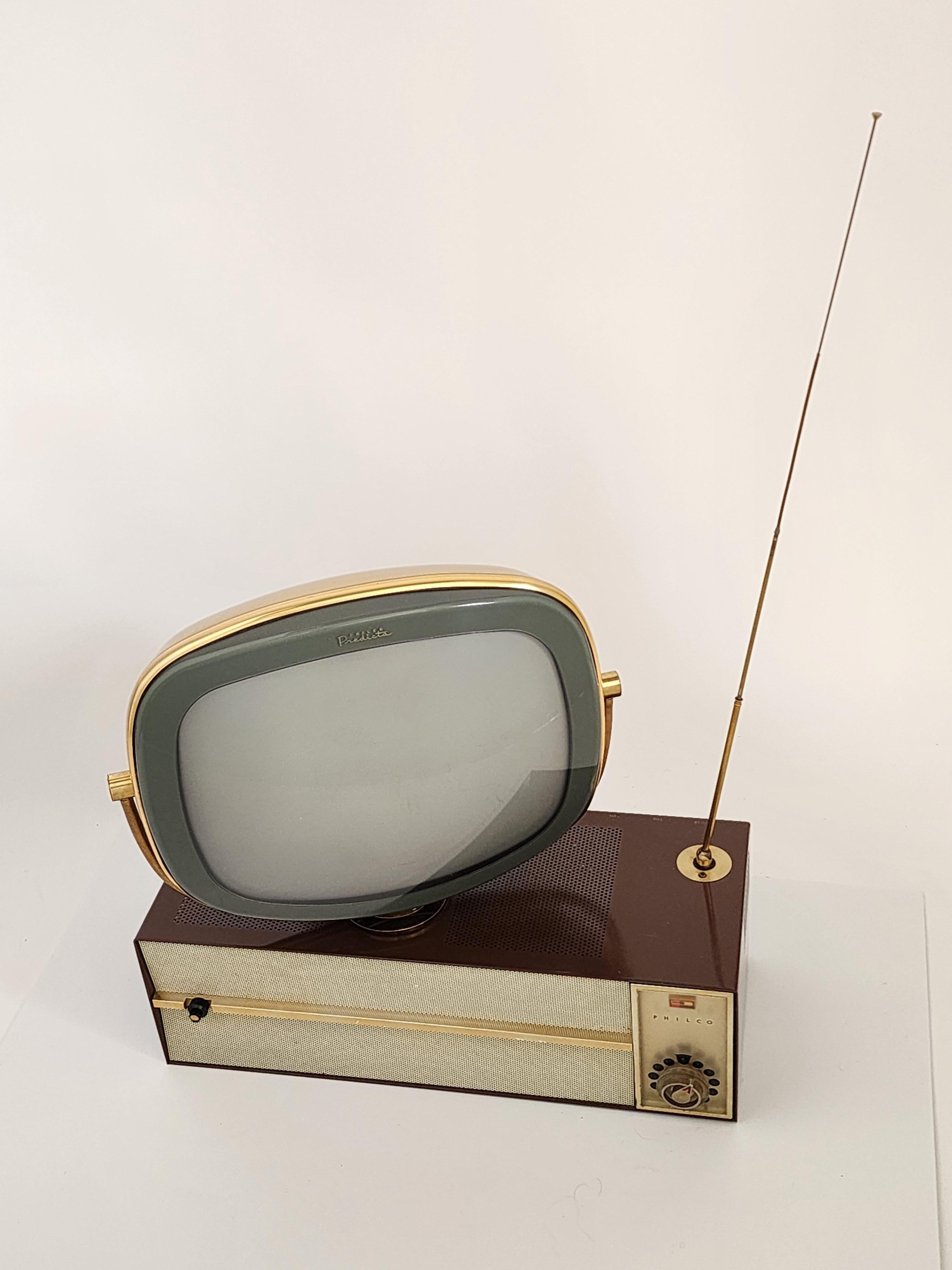 Mid-20th Century 1958 Philco Predicta 'Princess' Swivel Screen Television, North America