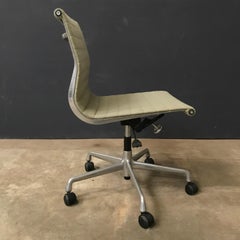 1958 Ray and Charles Eames, Fabric, Adjust, Tilt, Office Chair 4 Wheels No Arms
