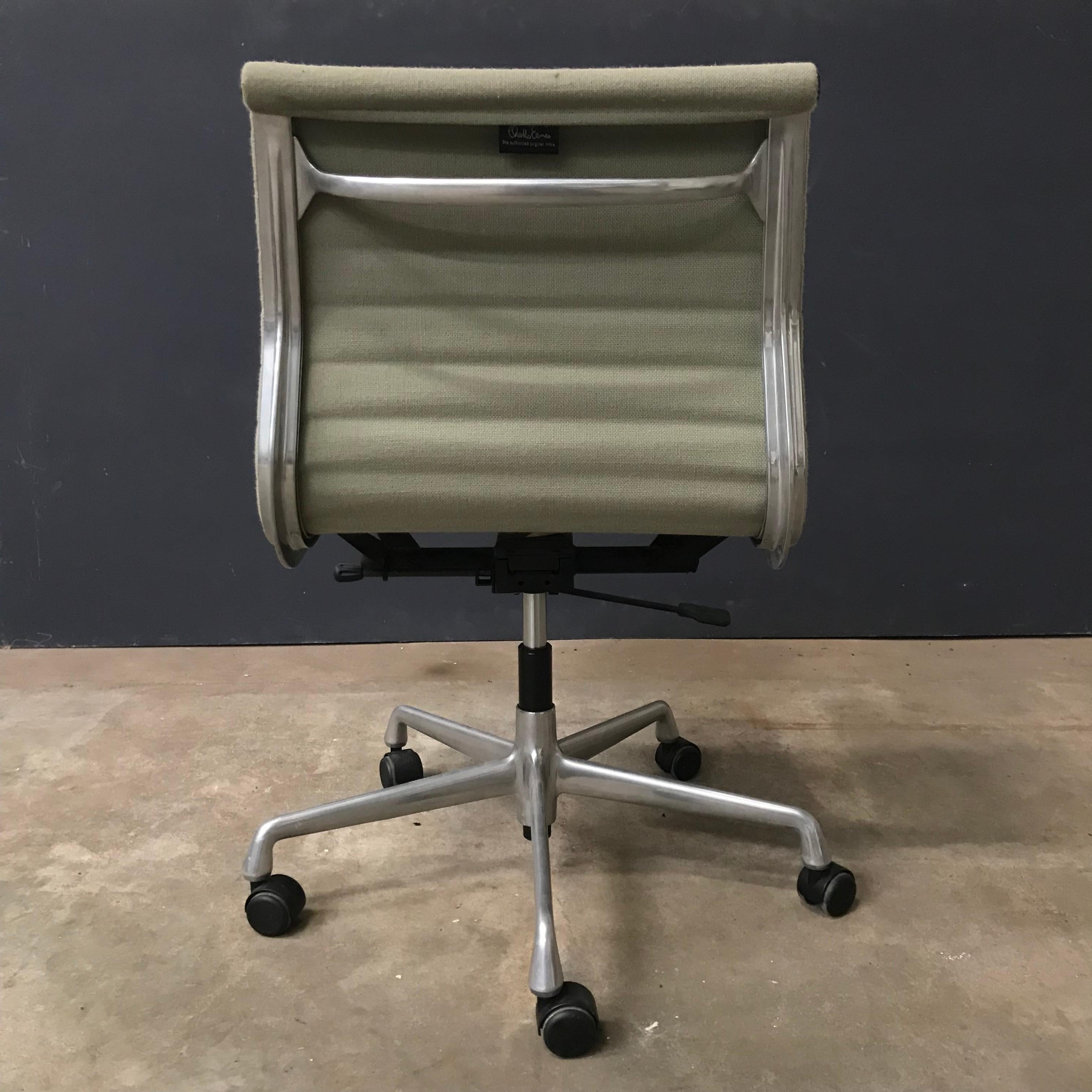 eames office chair armless