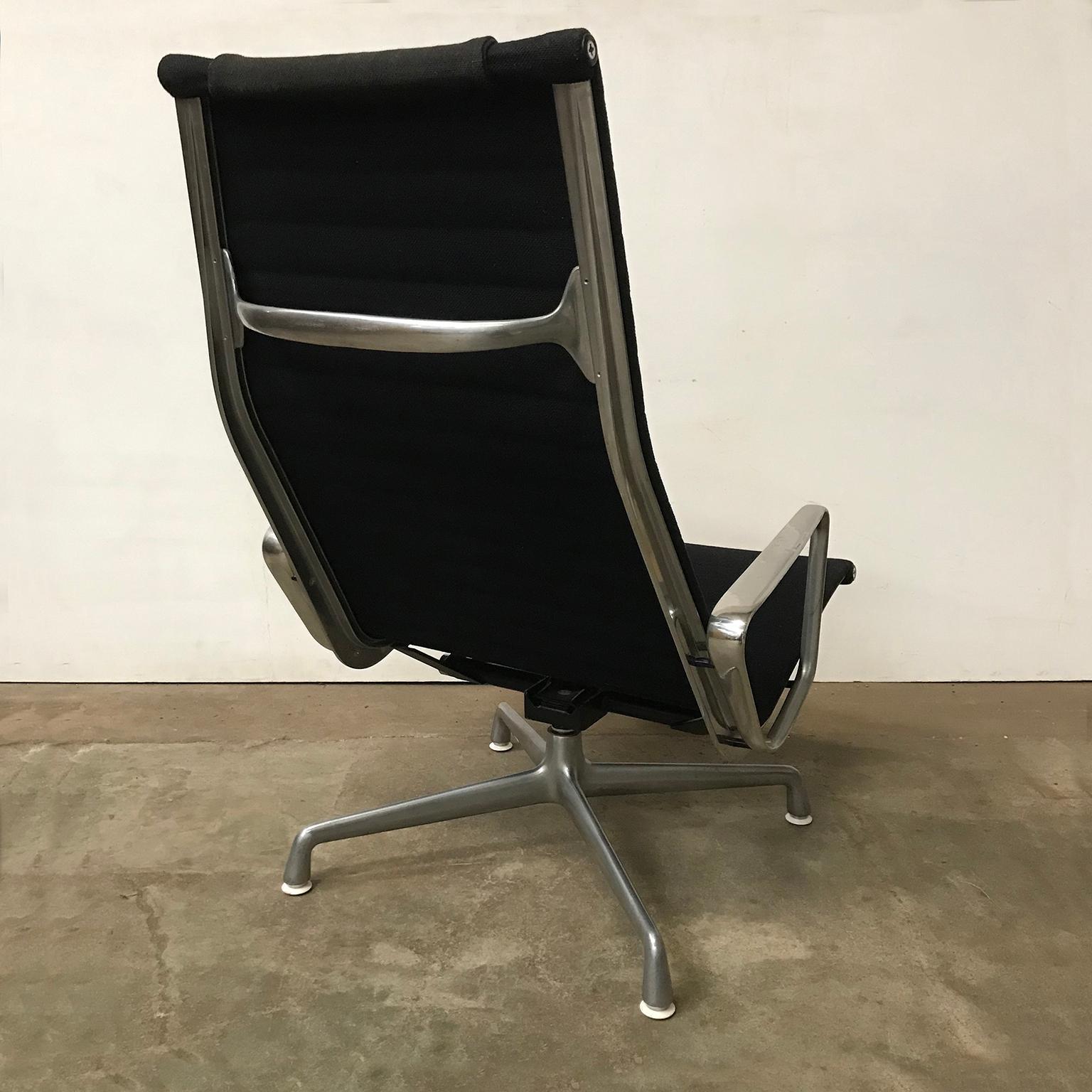 Mid-Century Modern 1958, Ray & Charles Eames, for Herman Miller, Early 4-Legs Lounge Chair EA 124
