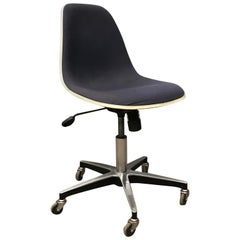 Used 1958, Ray & Charles Eames, Herman Miller, PSCC Fiberglass Office Desk Chair