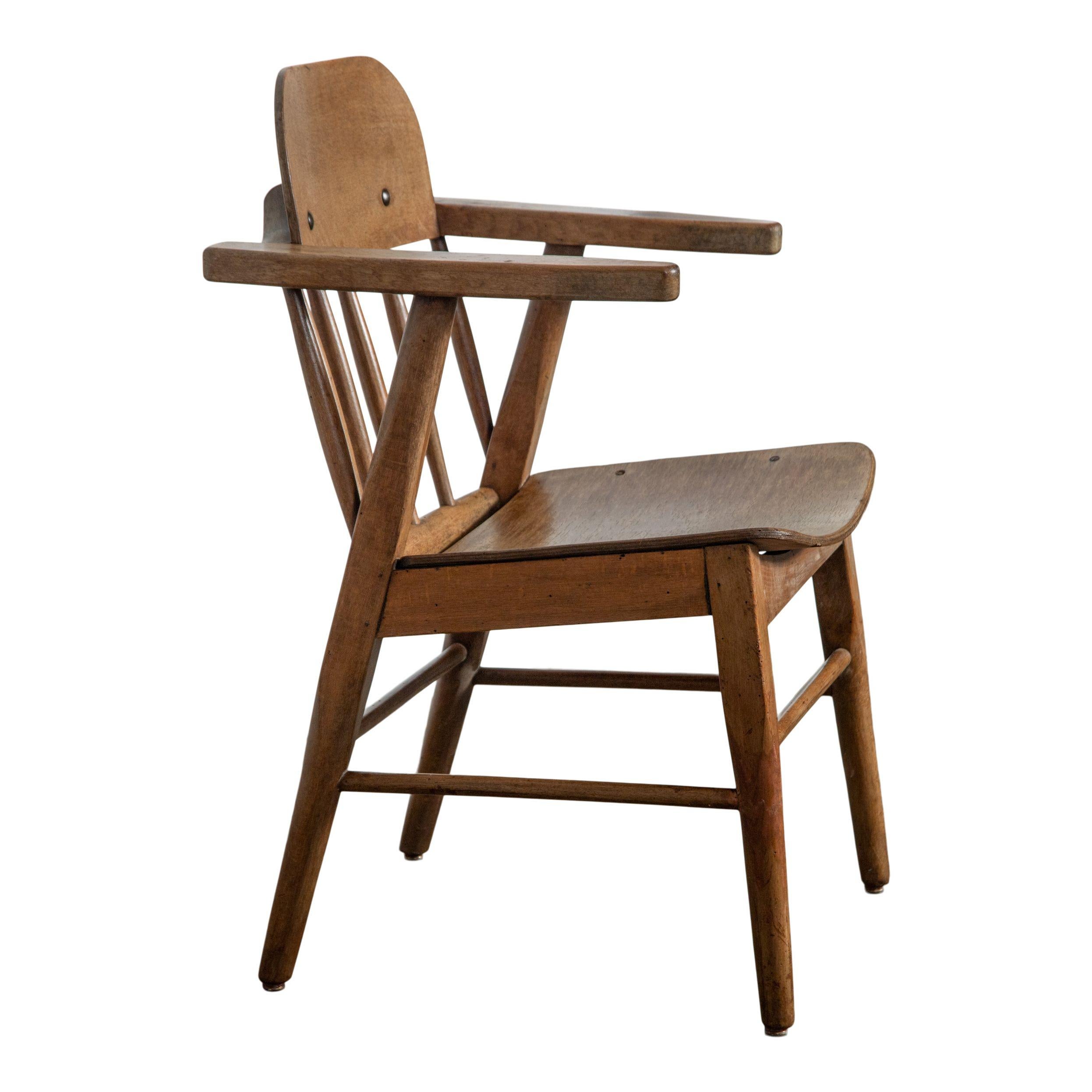 1958 Skandinavische MCM-Holz-Esszimmerstühle (Set von 8) (Moderne der Mitte des Jahrhunderts) im Angebot
