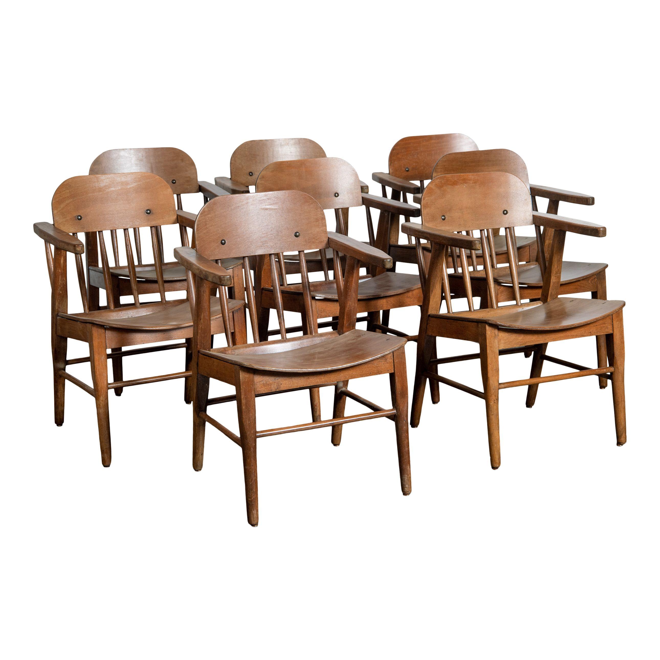 1958 Skandinavische MCM-Holz-Esszimmerstühle (Set von 8) im Angebot 3