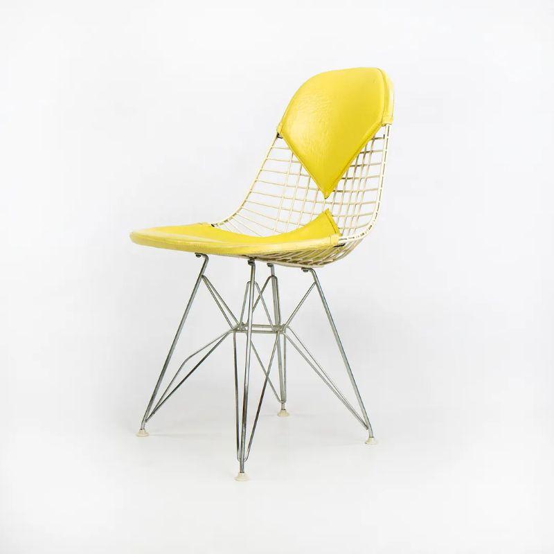 1958 Set of 4 Herman Miller Eames DKR-2 Wire Bikini Chairs in Yellow Naugahyde (Jeu de 4 chaises en fil de fer Herman Miller DKR-2 en fil de fer Naugahyde) en vente 5