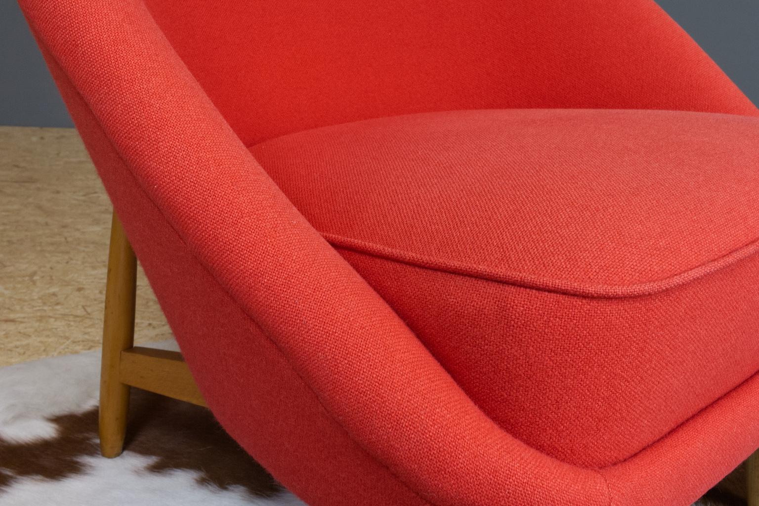 1958 Theo Ruth Red Club Chair no. 115 for Artifort, the Netherlands In Good Condition In Beek en Donk, NL