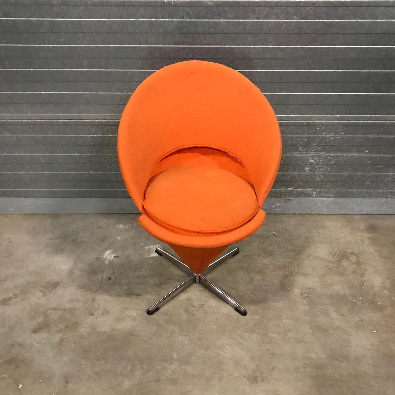 Metal 1958, Verner Panton for Rosenthal, Cone Chair in Original Orange Fabric