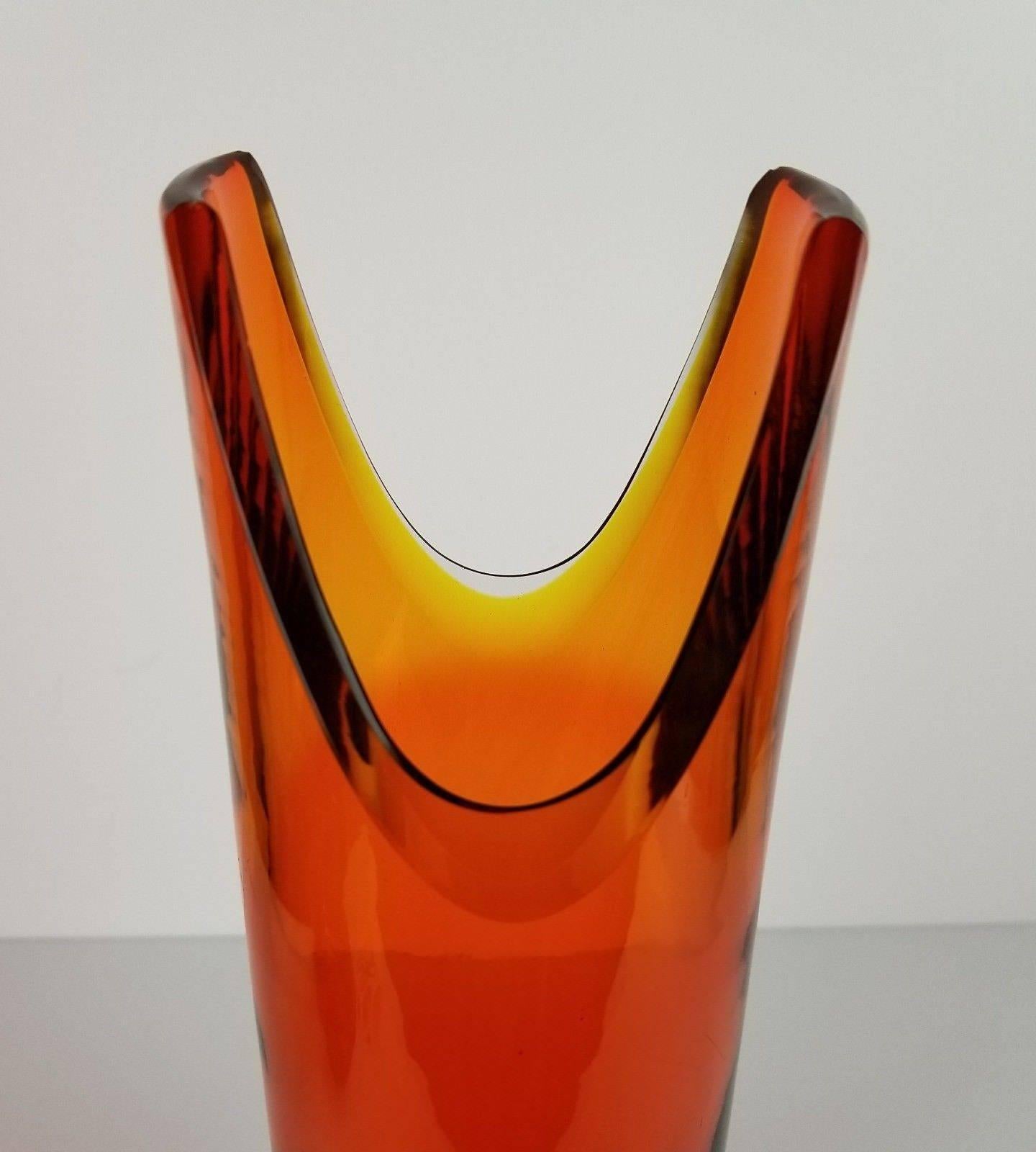 1958 Wayne Husted 5942 L Cylinder Vase for Blenko In Excellent Condition For Sale In Sacramento, CA