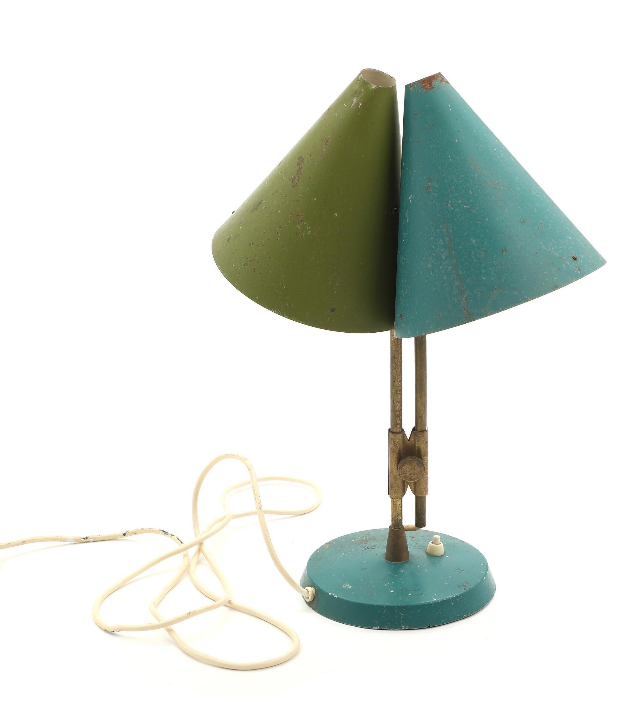 1959 Bent Karlby 'Mosaik' Adjustable Brass & Lacquered Metal Table Lamp for Lyfa In Good Condition In Glendale, CA