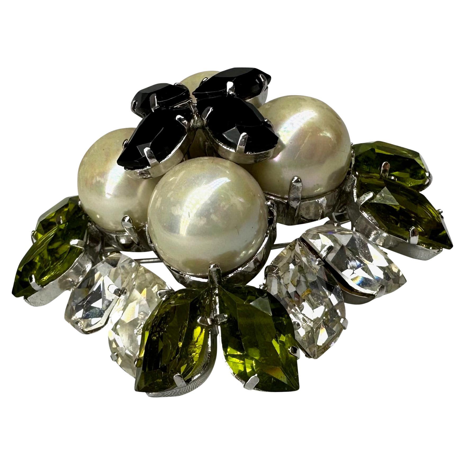 maglia dior con spilla