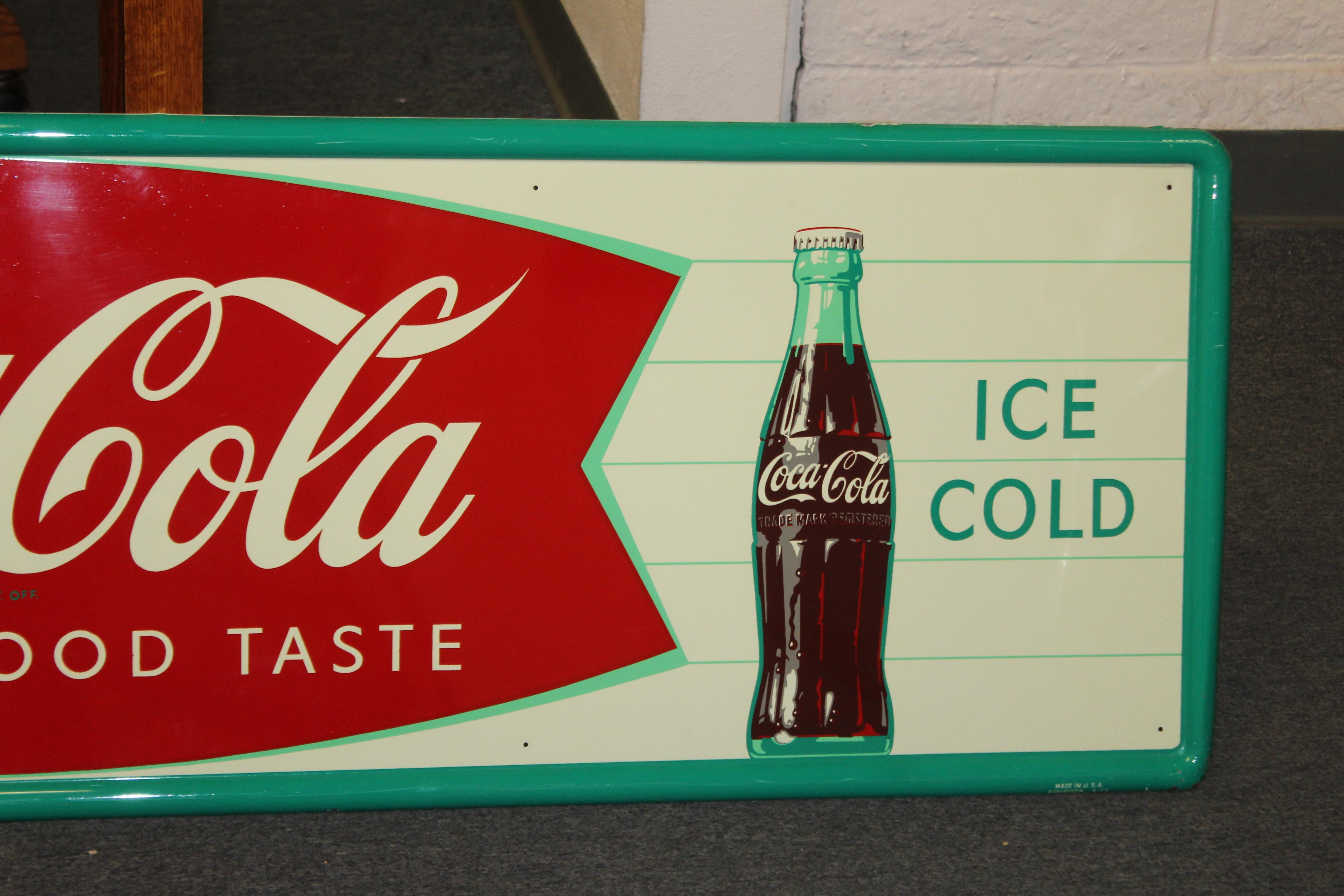 Fait main Panneau métallique « Sign of Good Taste » de Coca-Cola de 1959 en vente