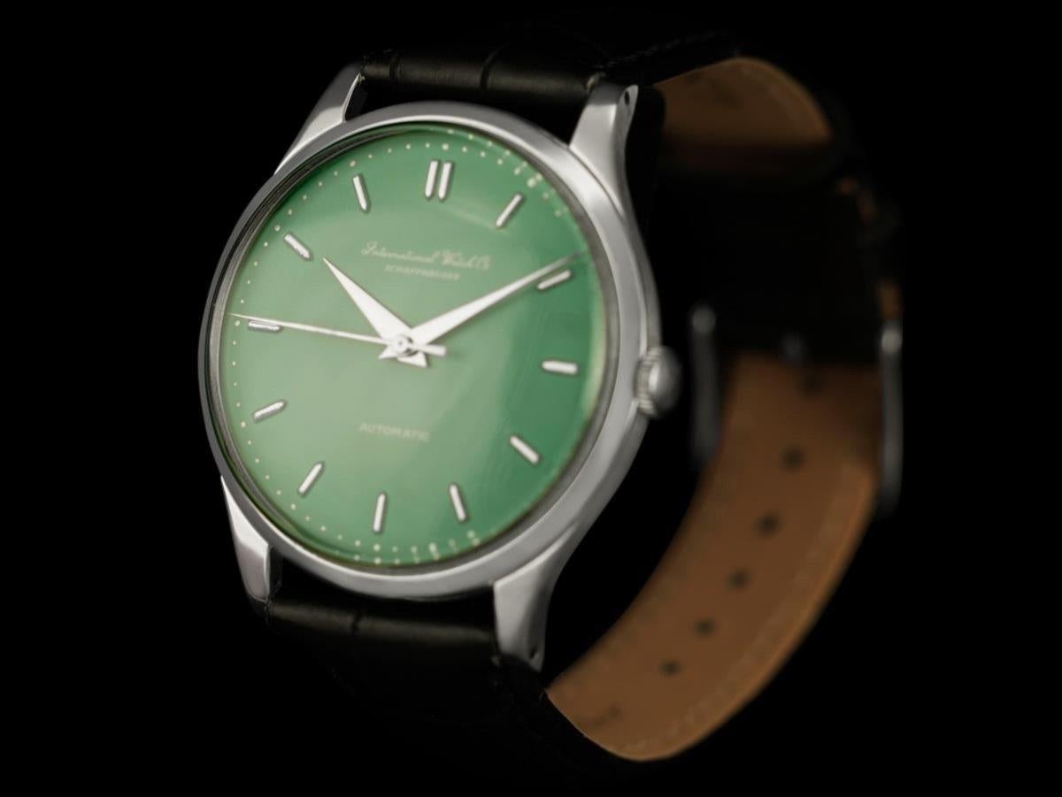 1959 IWC Vintage Mens Watch, Cal. 853 Automatic with Tiffany Blue Dial - SS In Excellent Condition For Sale In Suwanee, GA