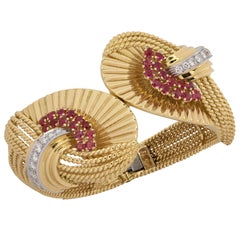 Retro 1959 Kutchinsky London  Ruby Diamond Gold Bangle Bracelet