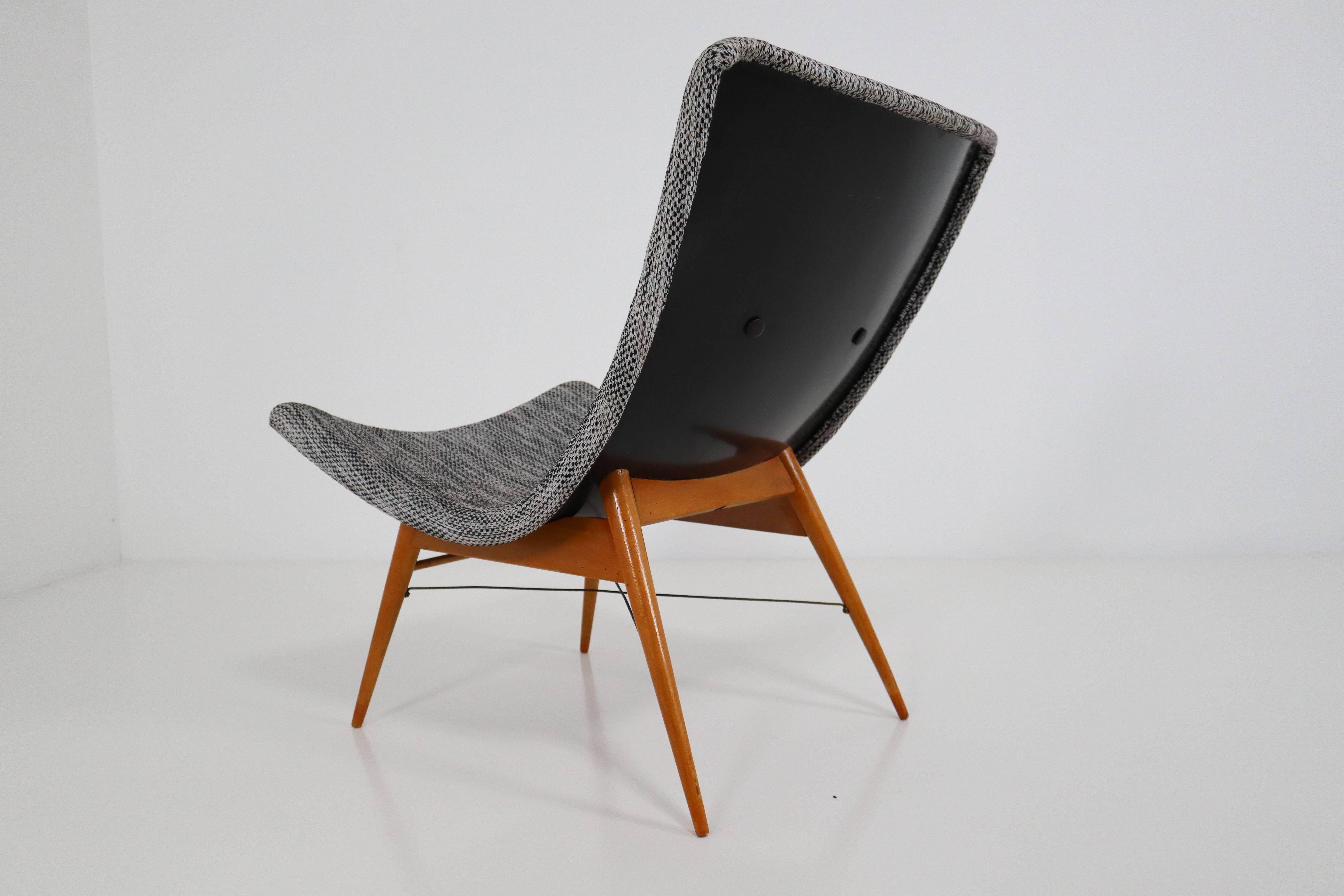 Mid-Century Fiberglass  Lounge Chairs by Miroslav Navratil for Cesky Nabytek In Excellent Condition In Almelo, NL