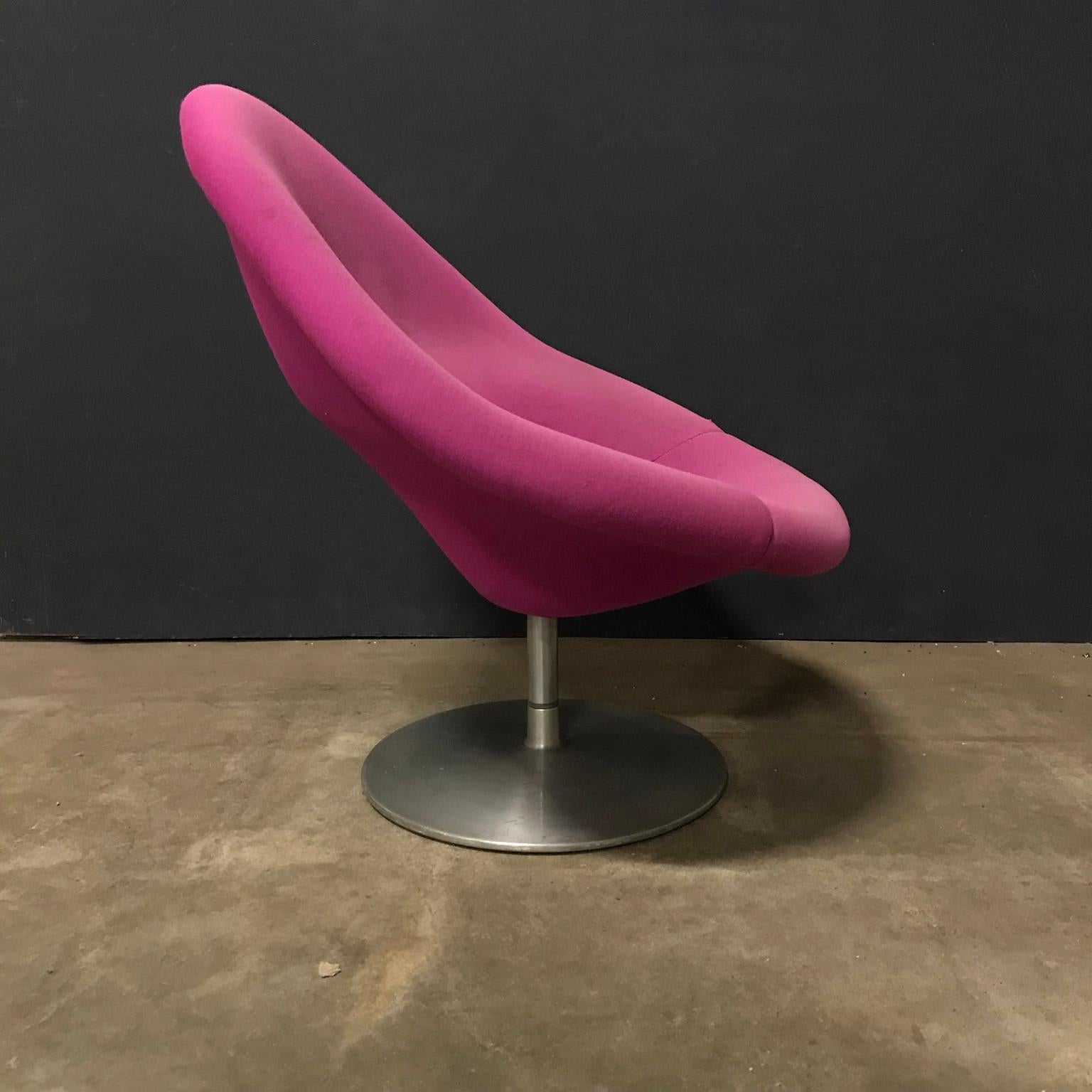 1959, Pierre Paulin für Artifort, Früher Globe-Stuhl mit rosa Stoff (Moderne der Mitte des Jahrhunderts) im Angebot