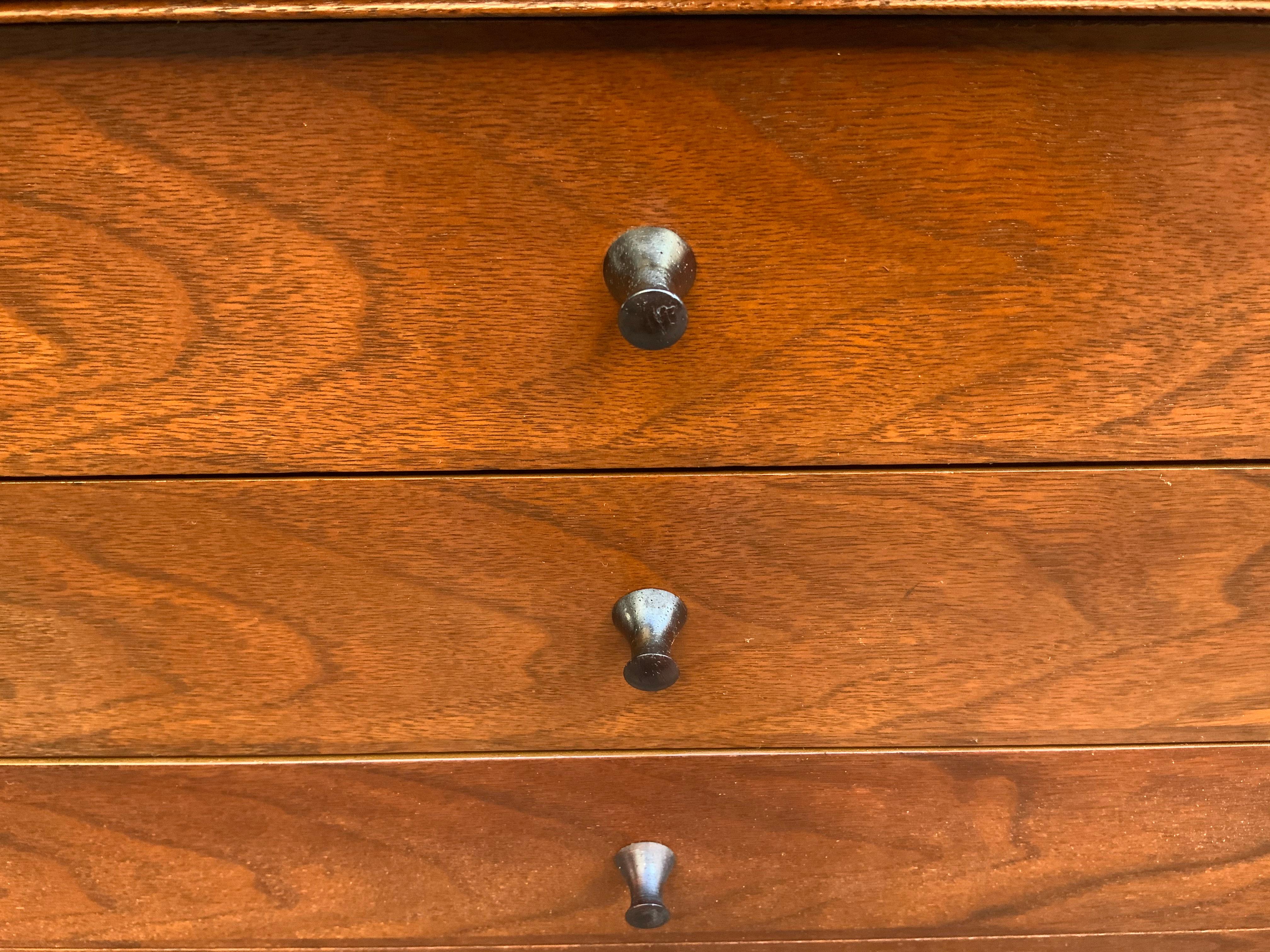 Mid-20th Century 1959 Thomasville Motif 12-Drawer Walnut and Rosewood Dresser