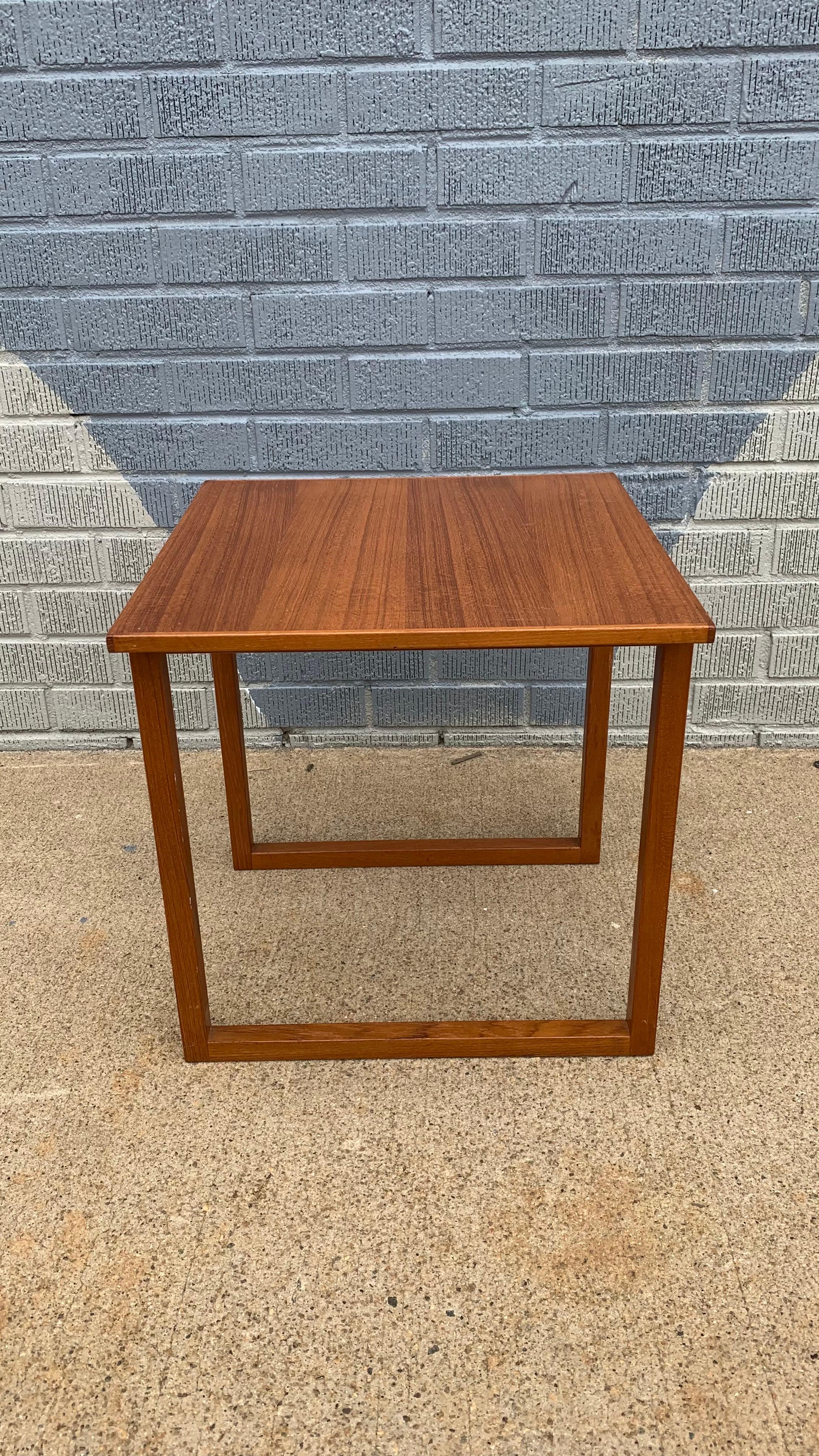 1959 Table à casse-croûte en teck vintage Bon état - En vente à Wheat Ridge, CO