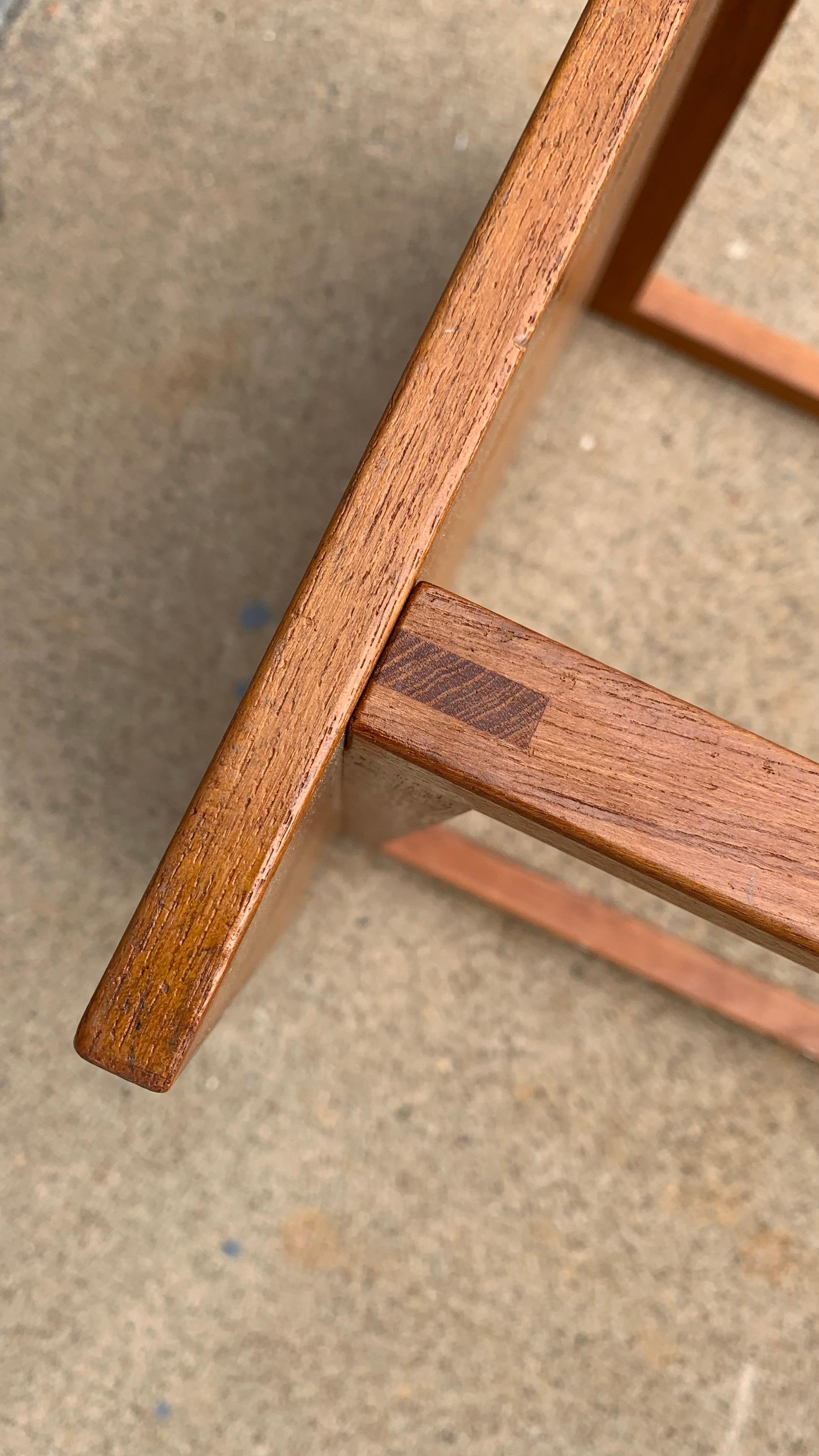 1959 Table à casse-croûte en teck vintage en vente 3