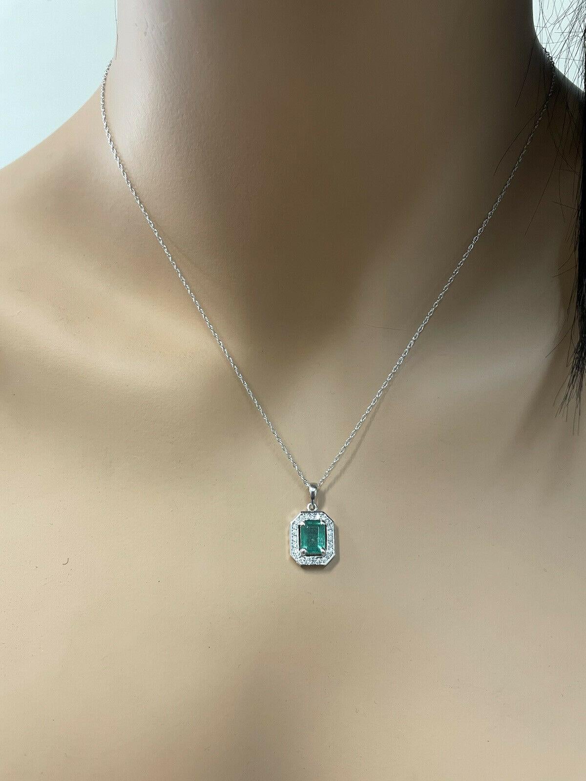 1.95ct Natural Emerald and Diamond 14k Solid White Gold Necklace In New Condition For Sale In Los Angeles, CA