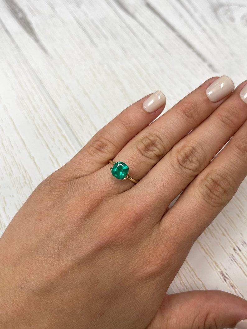 1.96 Carat 7.5x7.5 Muzo Green Colombian Emerald - Cushion Cut Genuine Gem For Sale 3