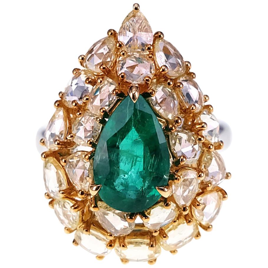 1.96 Carat Vivid Green Emerald and 2.48 Carat Yellow Diamond Cocktail Ring
