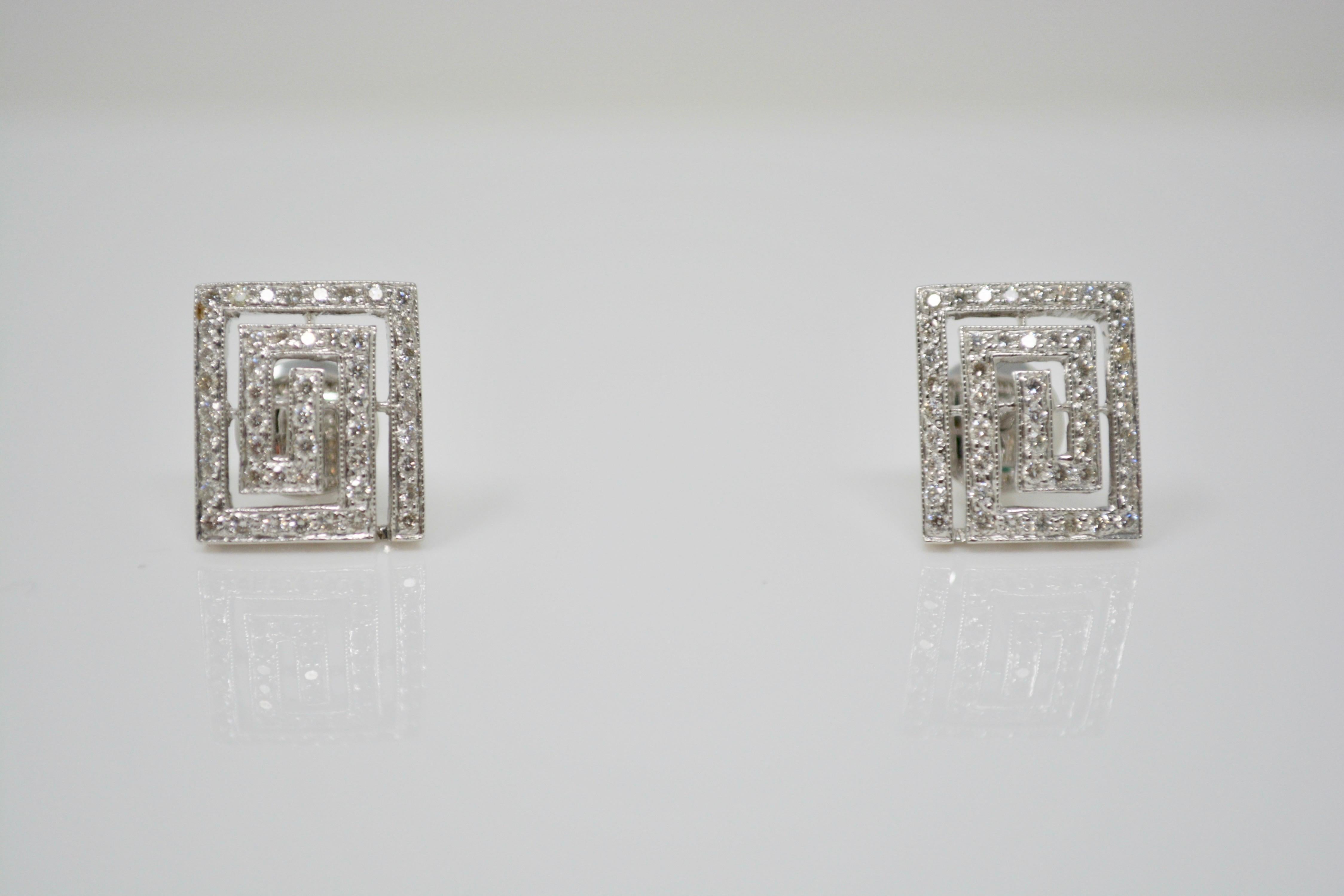 1.96 Carat White Round Brilliant Diamond Stud Earrings with Necklace in 18 Karat For Sale 2