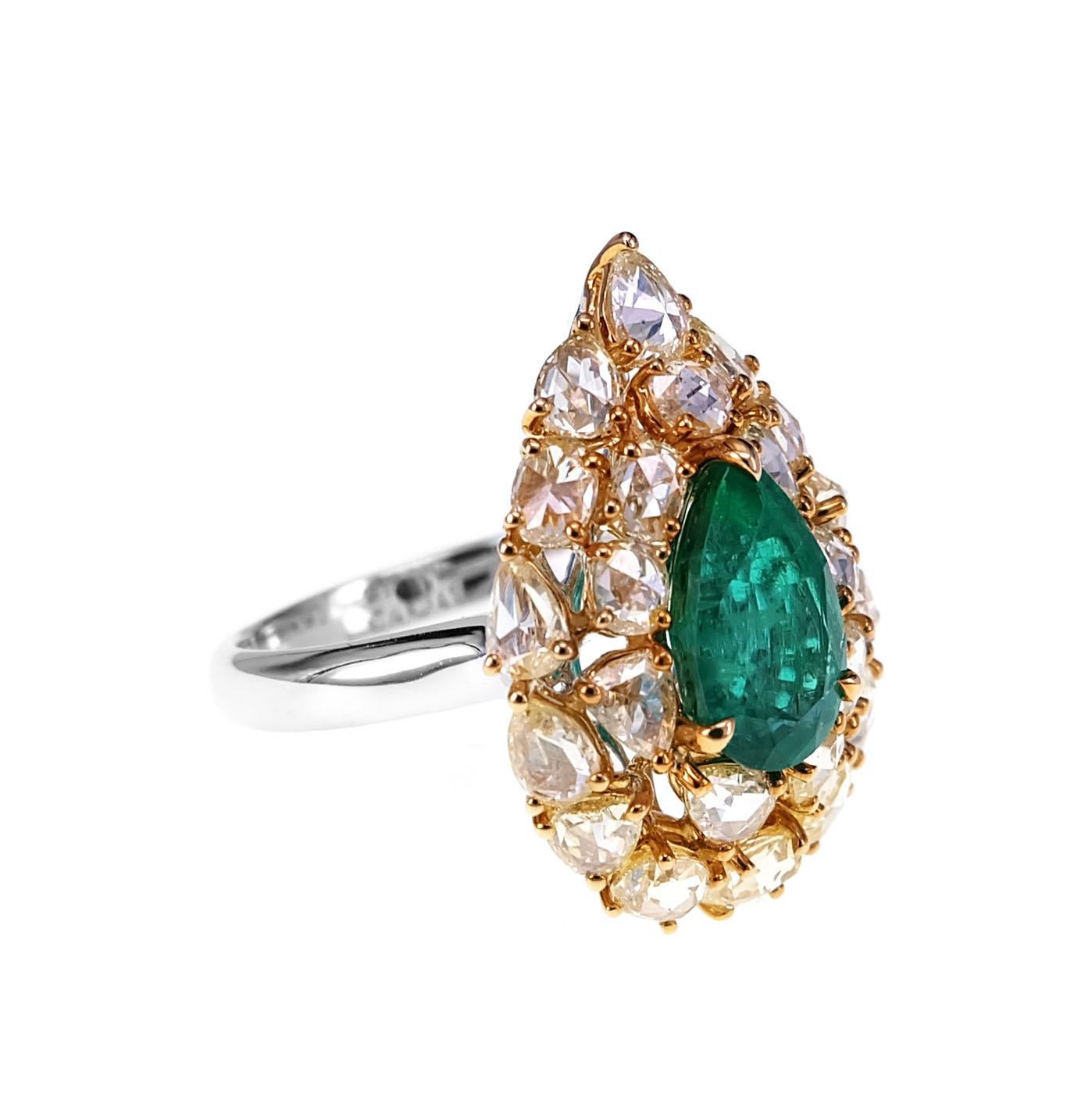 Contemporary 1.96 Carat Vivid Green Emerald and 2.48 Carat Yellow Diamond Cocktail Ring