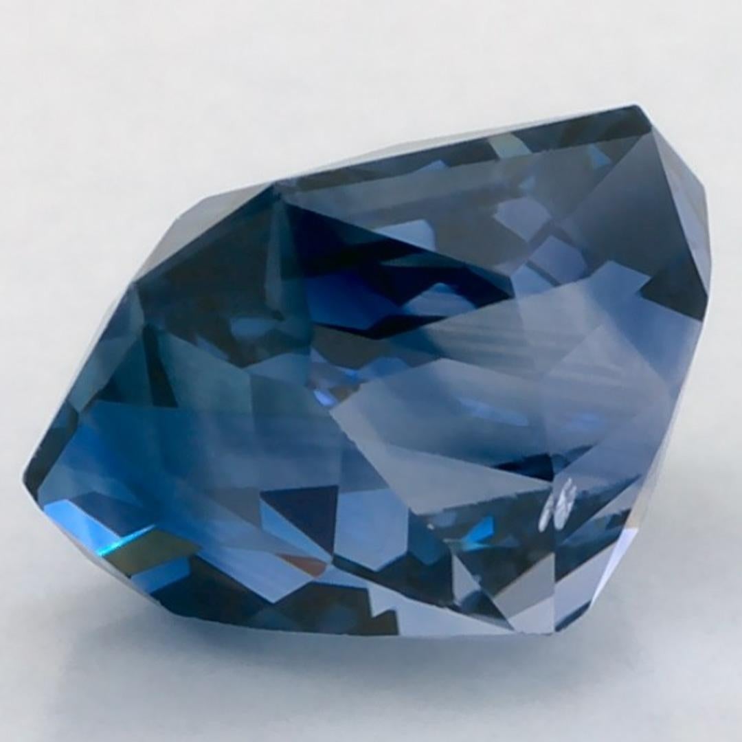 1.96 carati di zaffiro blu ottagonale sfuso in vendita 2