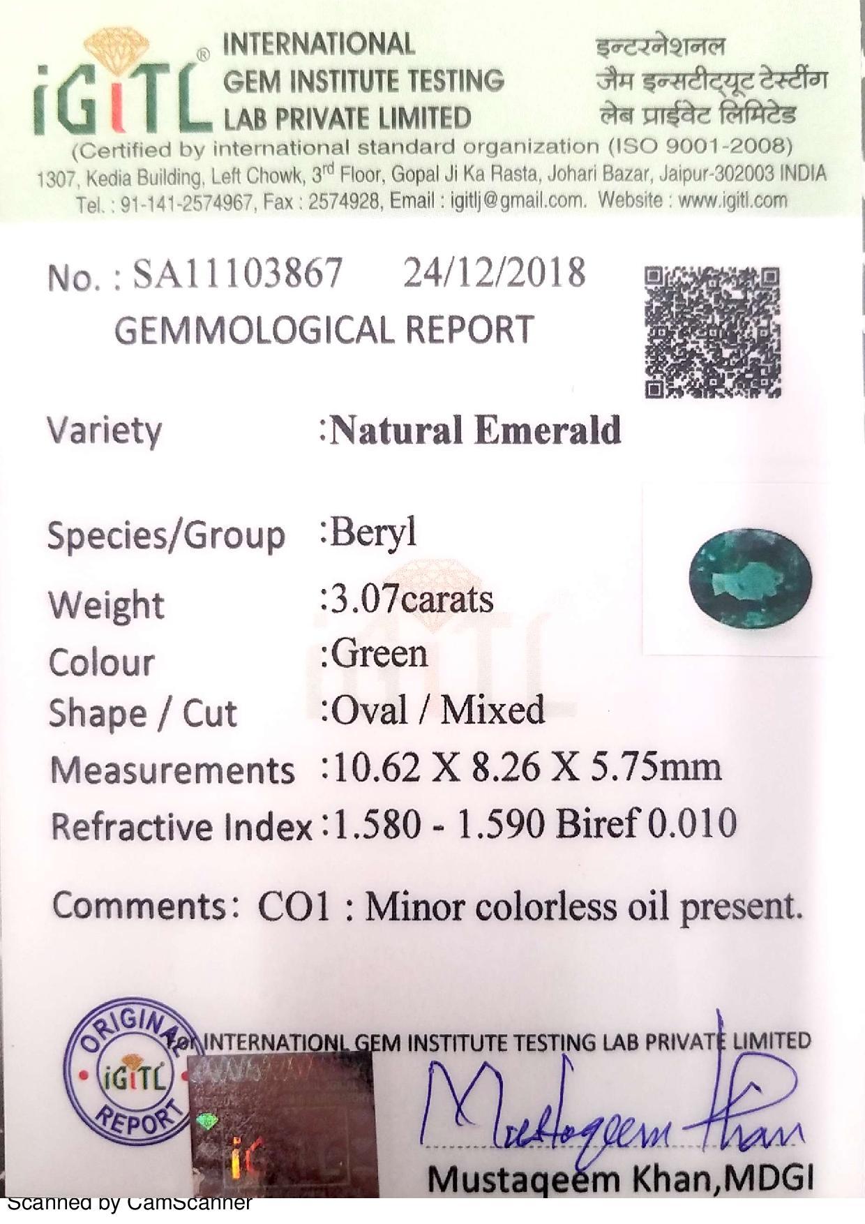 Oval Cut 1.96 Ct Weight Oval Shaped Green Color IGITL Certified Emerald Gemstone Pendant For Sale
