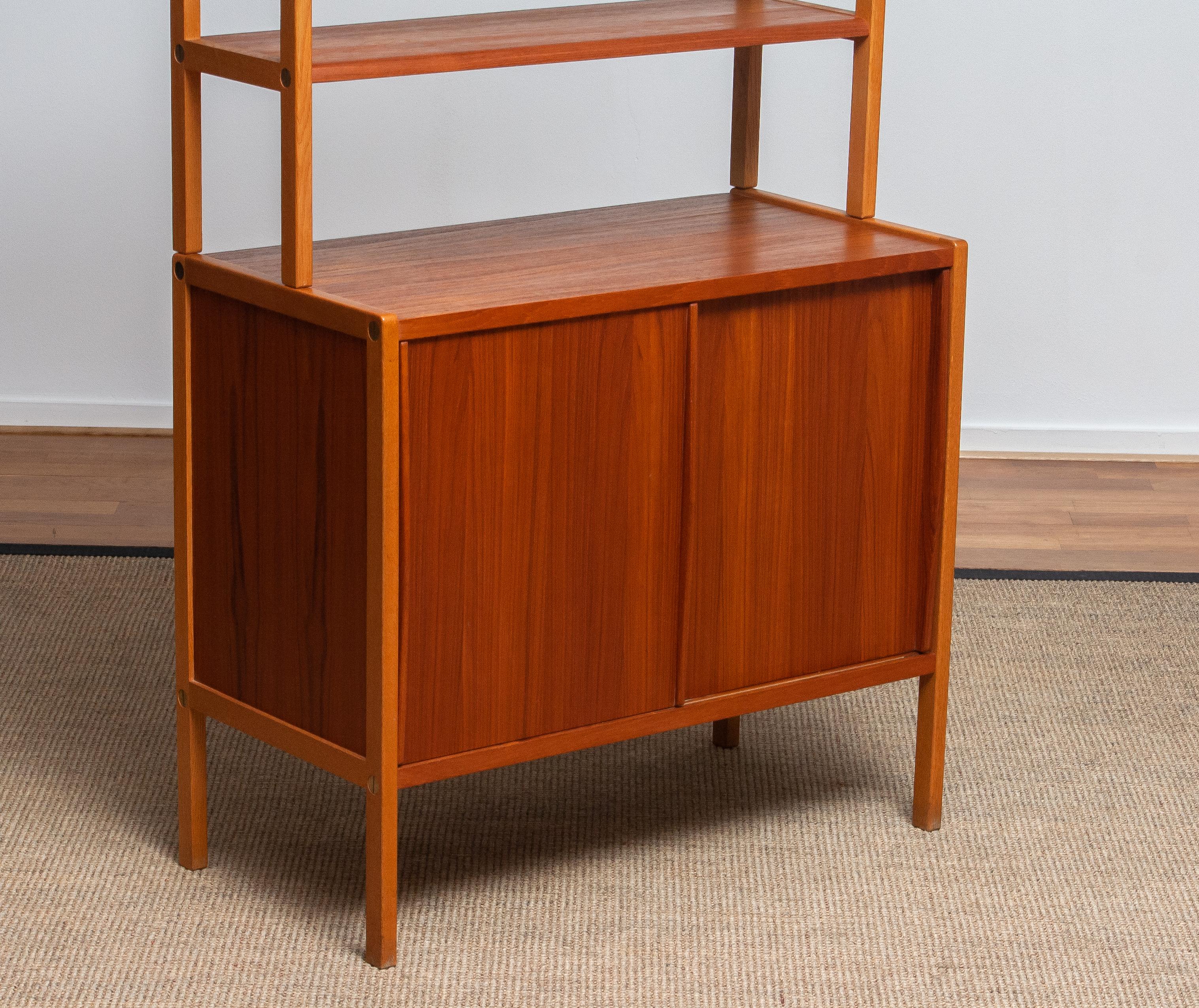 Mid-Century Modern 1960, 1 Teak / Oak and Brass Bookcase by Bertil Fridhagen for Bodafors, Sweden